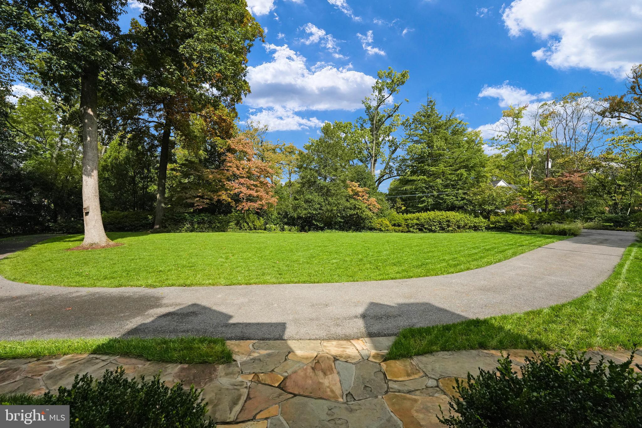 BANNOCKBURN HEIGHTS - Residential