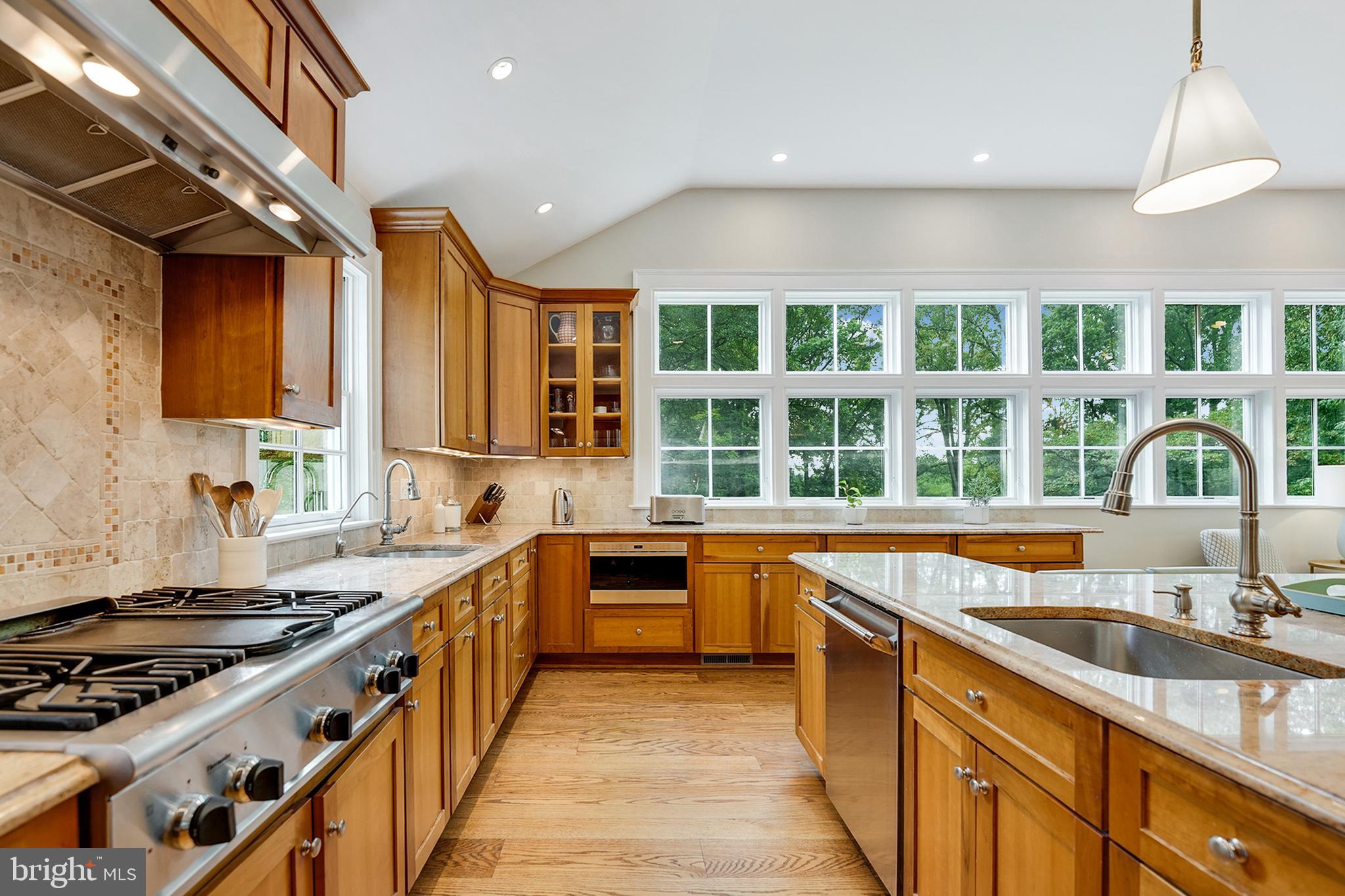 BANNOCKBURN HEIGHTS - Residential