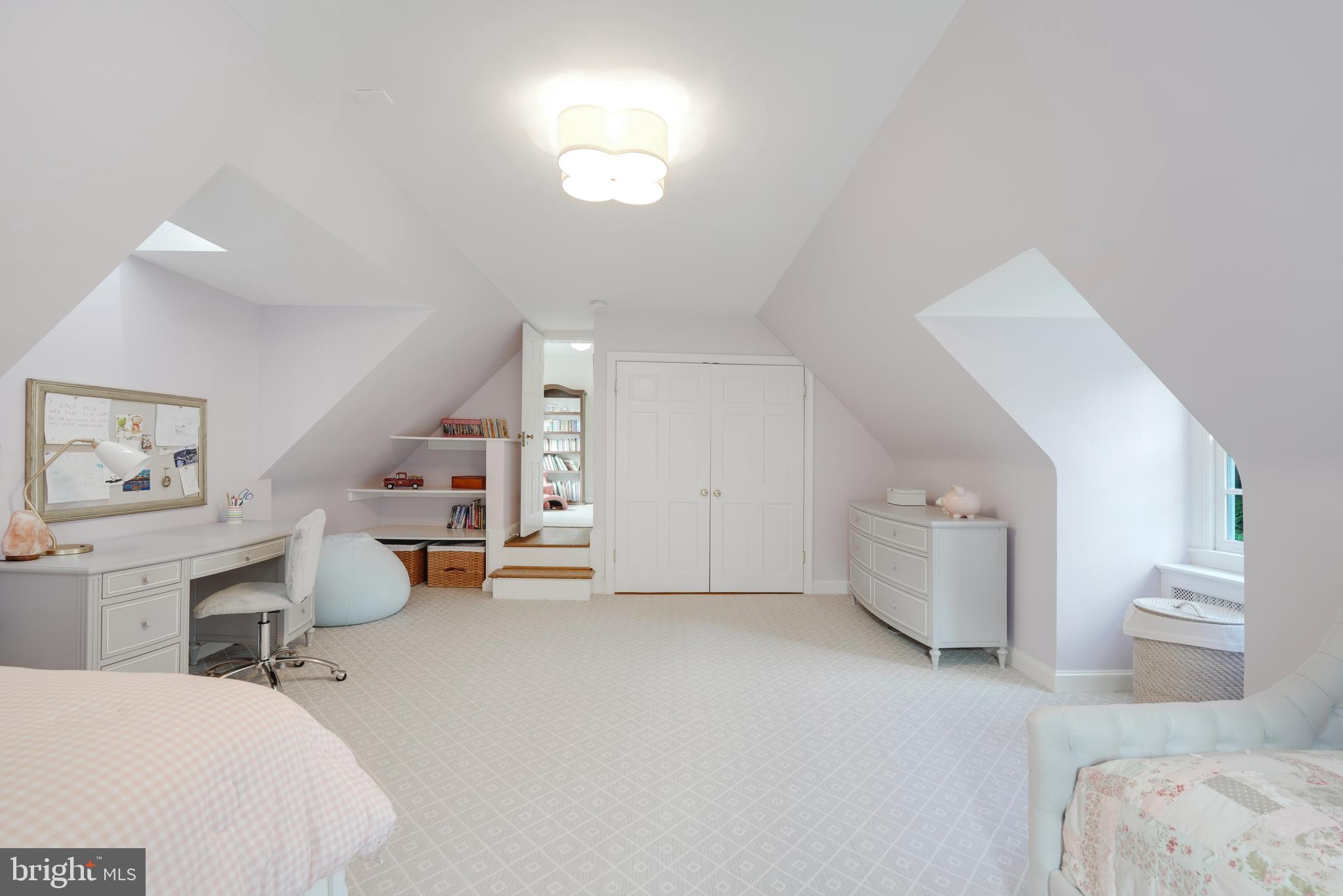 BANNOCKBURN HEIGHTS - Residential