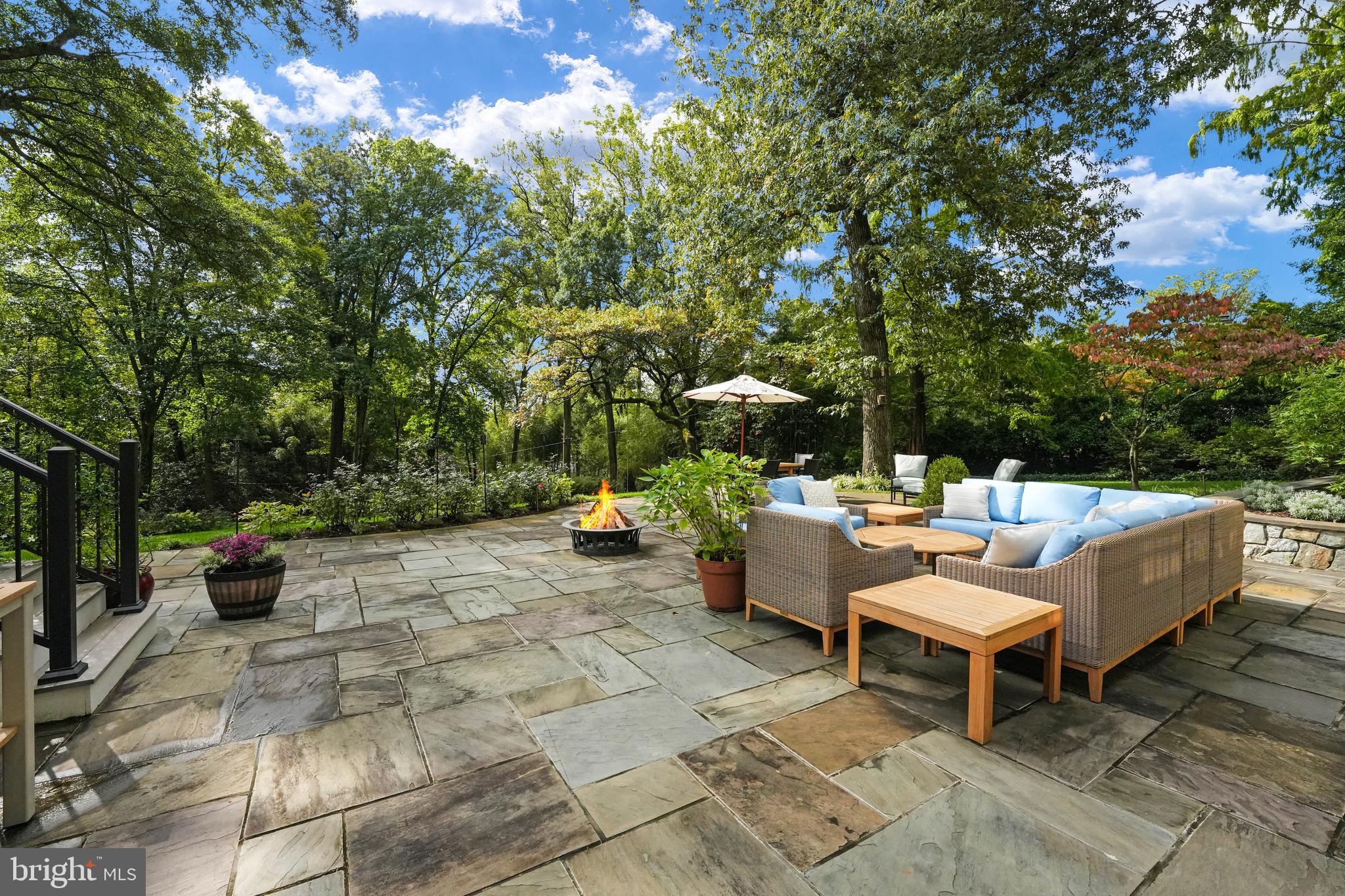 BANNOCKBURN HEIGHTS - Residential