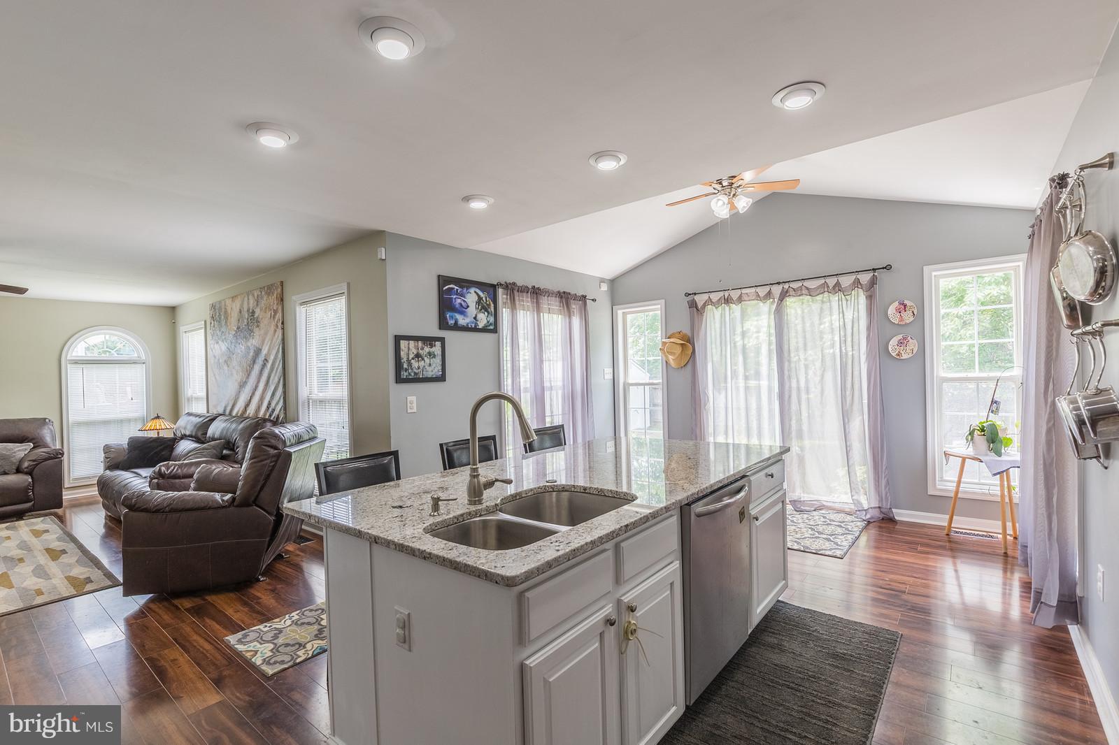 BRENTWOOD ESTATES - Residential