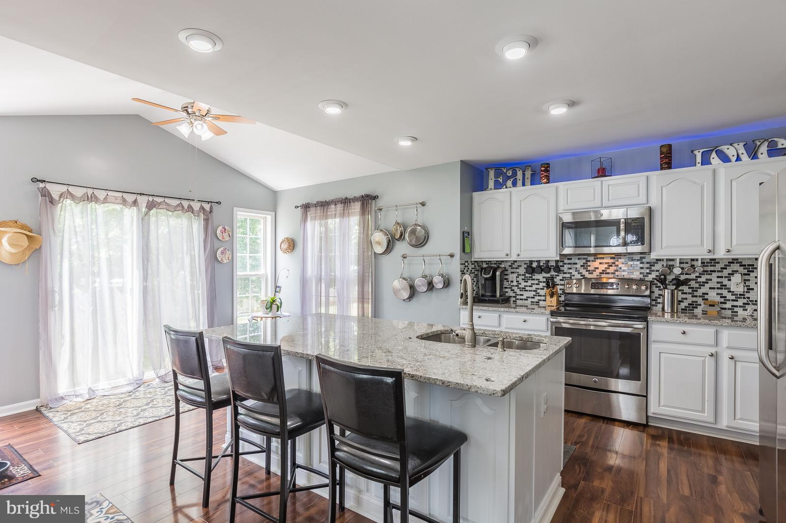 BRENTWOOD ESTATES - Residential