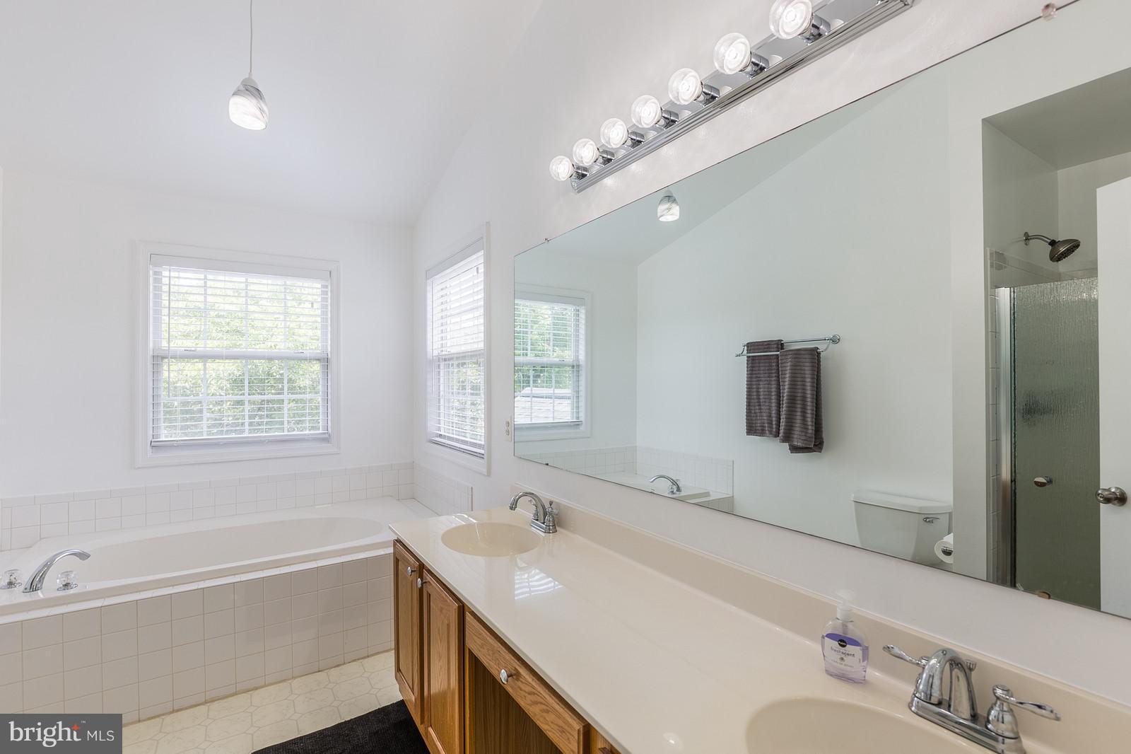 BRENTWOOD ESTATES - Residential