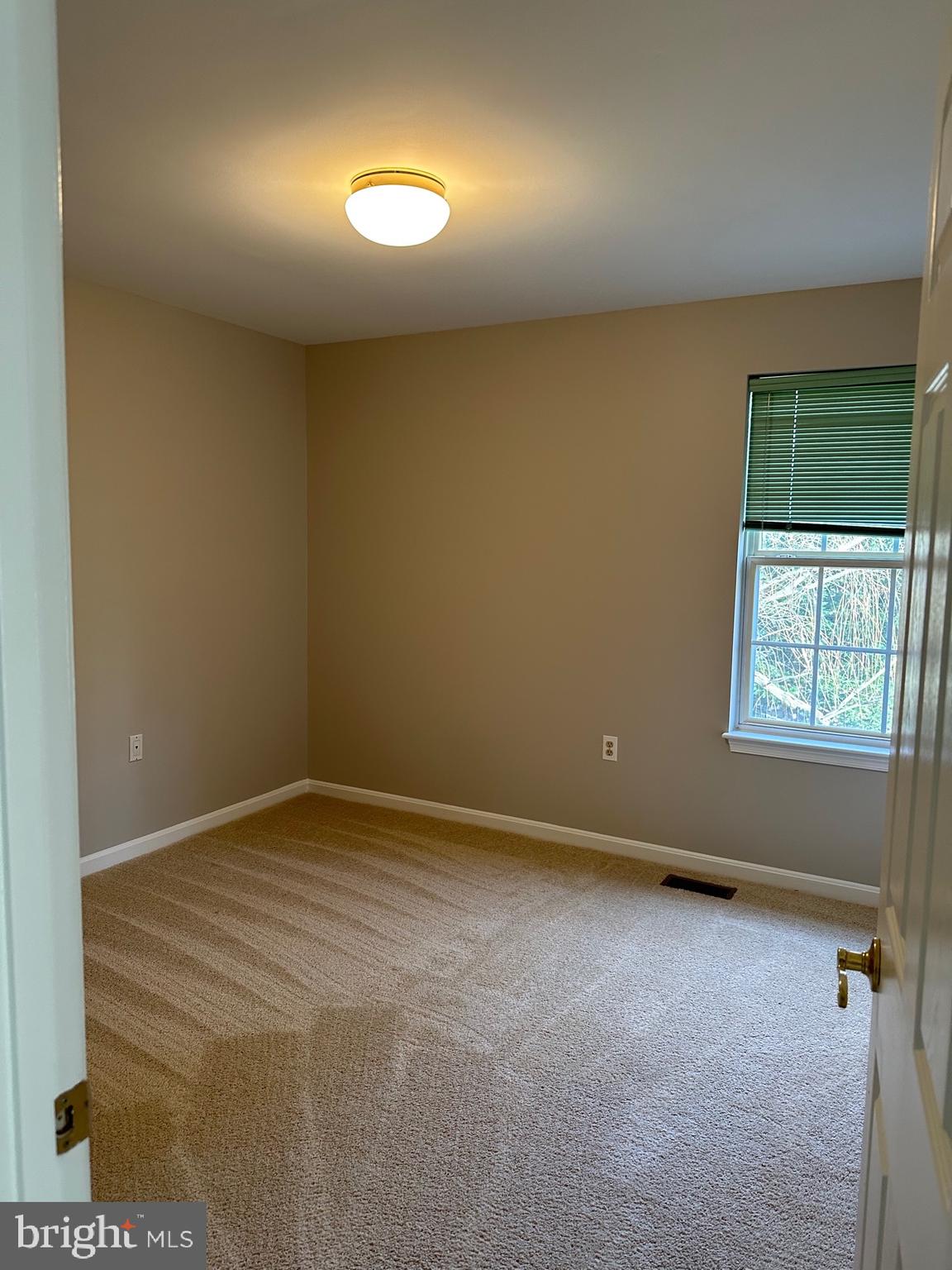 EAGLEVIEW ESTATES - Residential