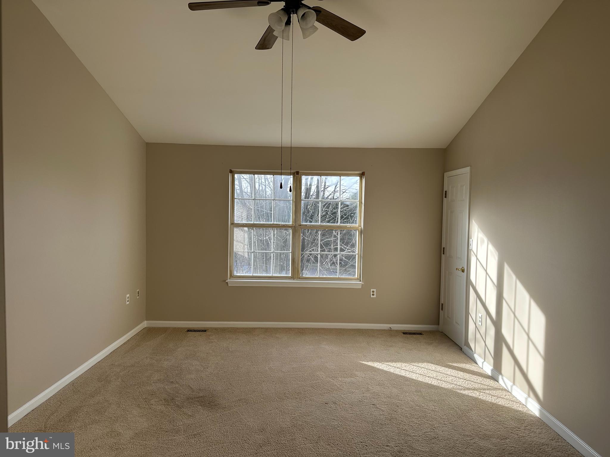 EAGLEVIEW ESTATES - Residential