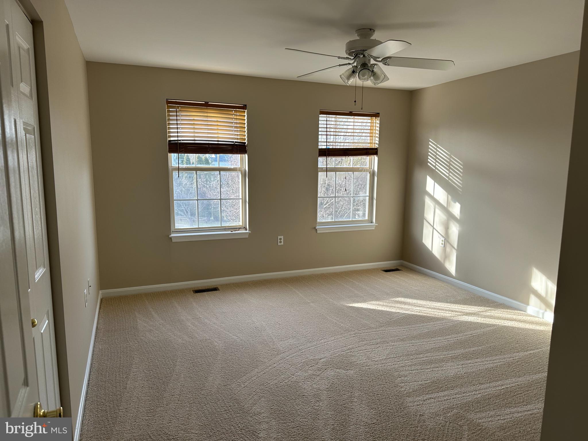 EAGLEVIEW ESTATES - Residential