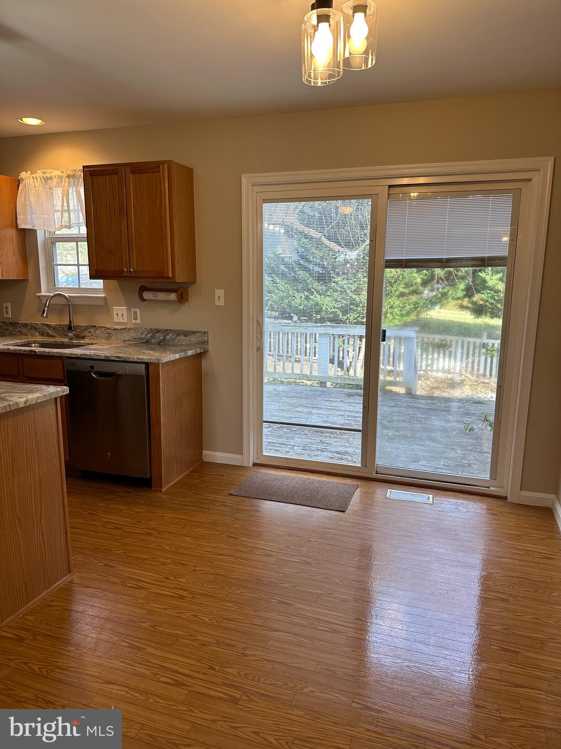 EAGLEVIEW ESTATES - Residential