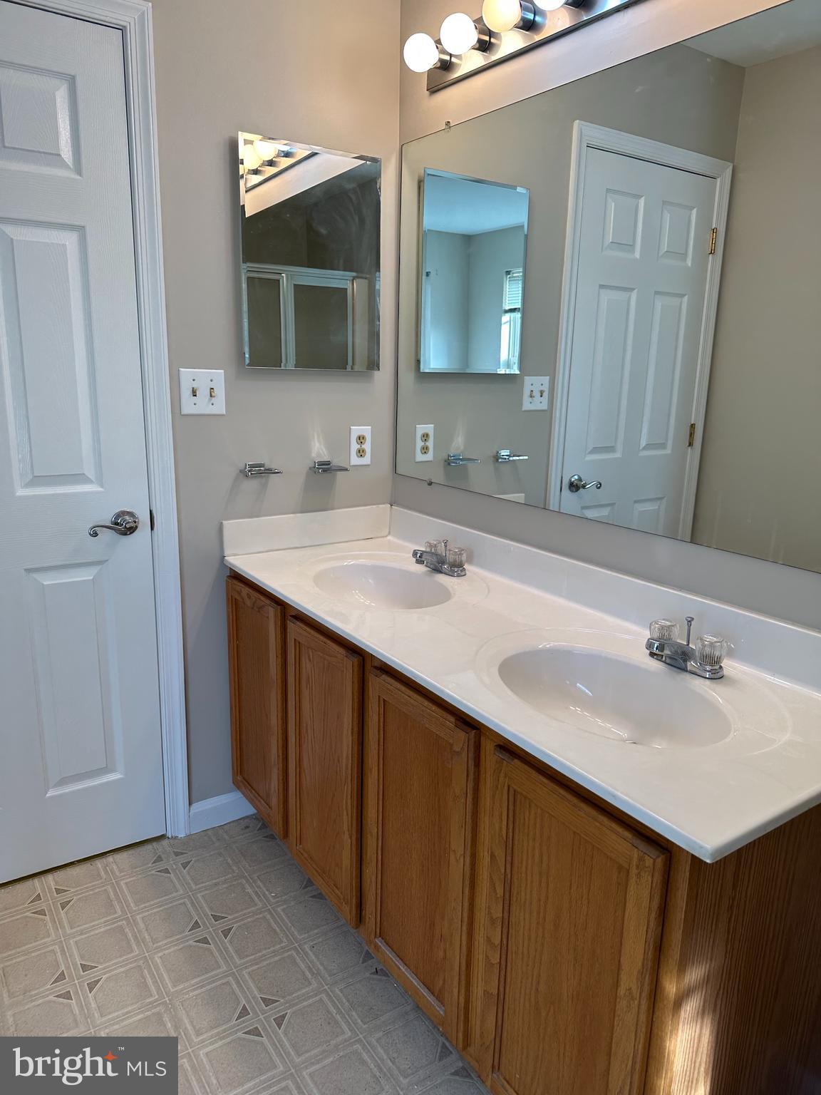 EAGLEVIEW ESTATES - Residential