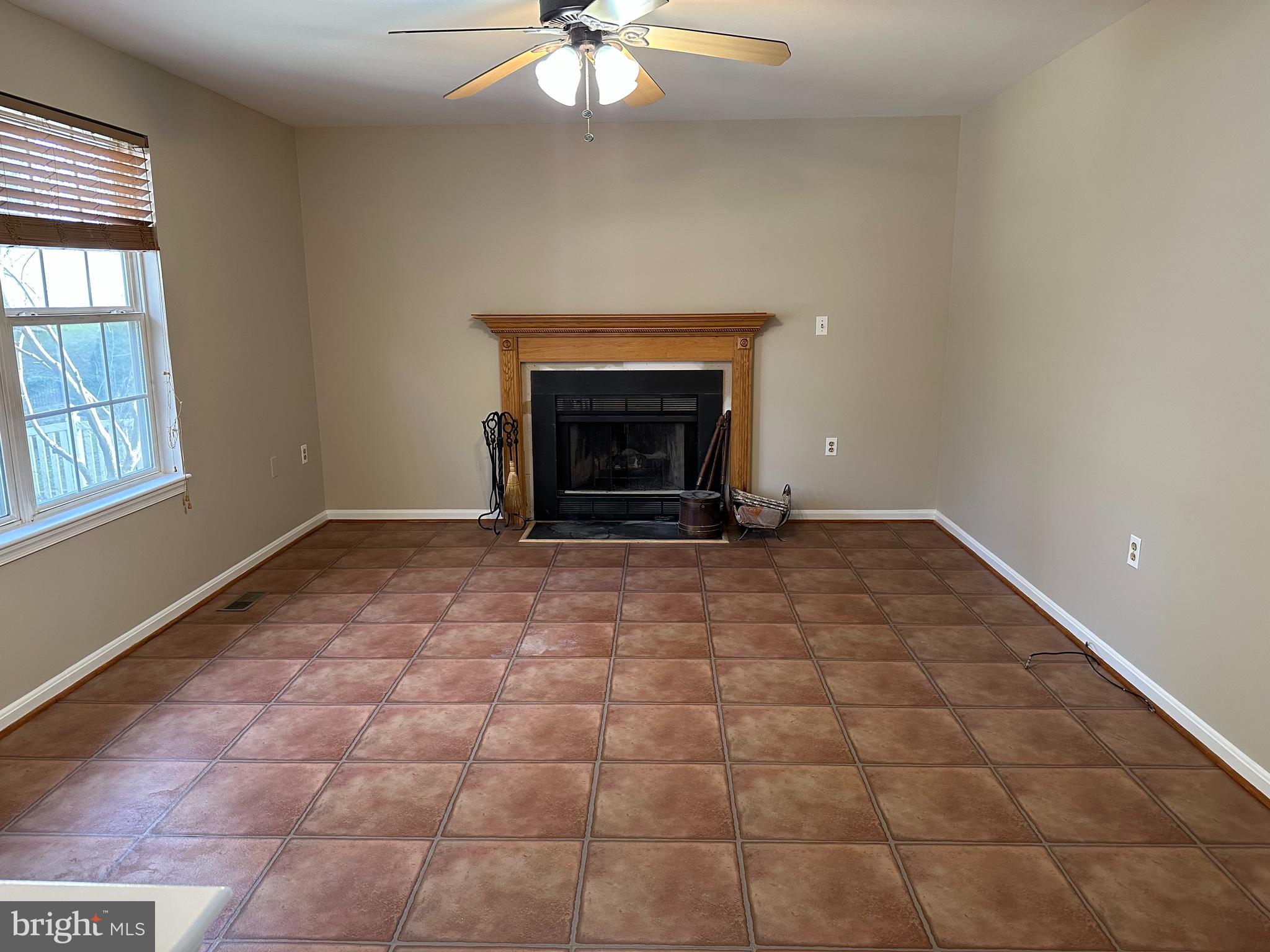 EAGLEVIEW ESTATES - Residential