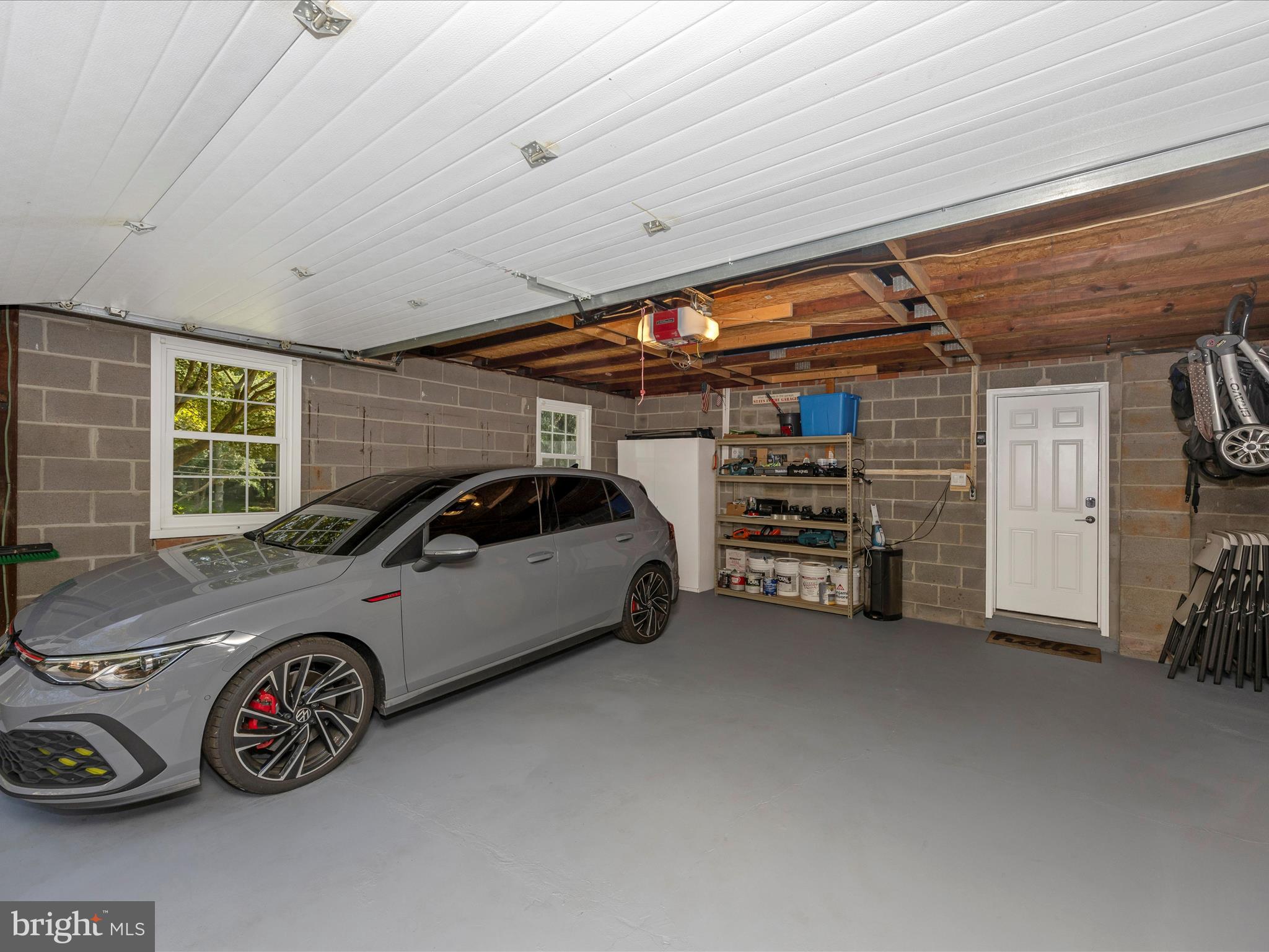 ANCIENT OAK - Residential