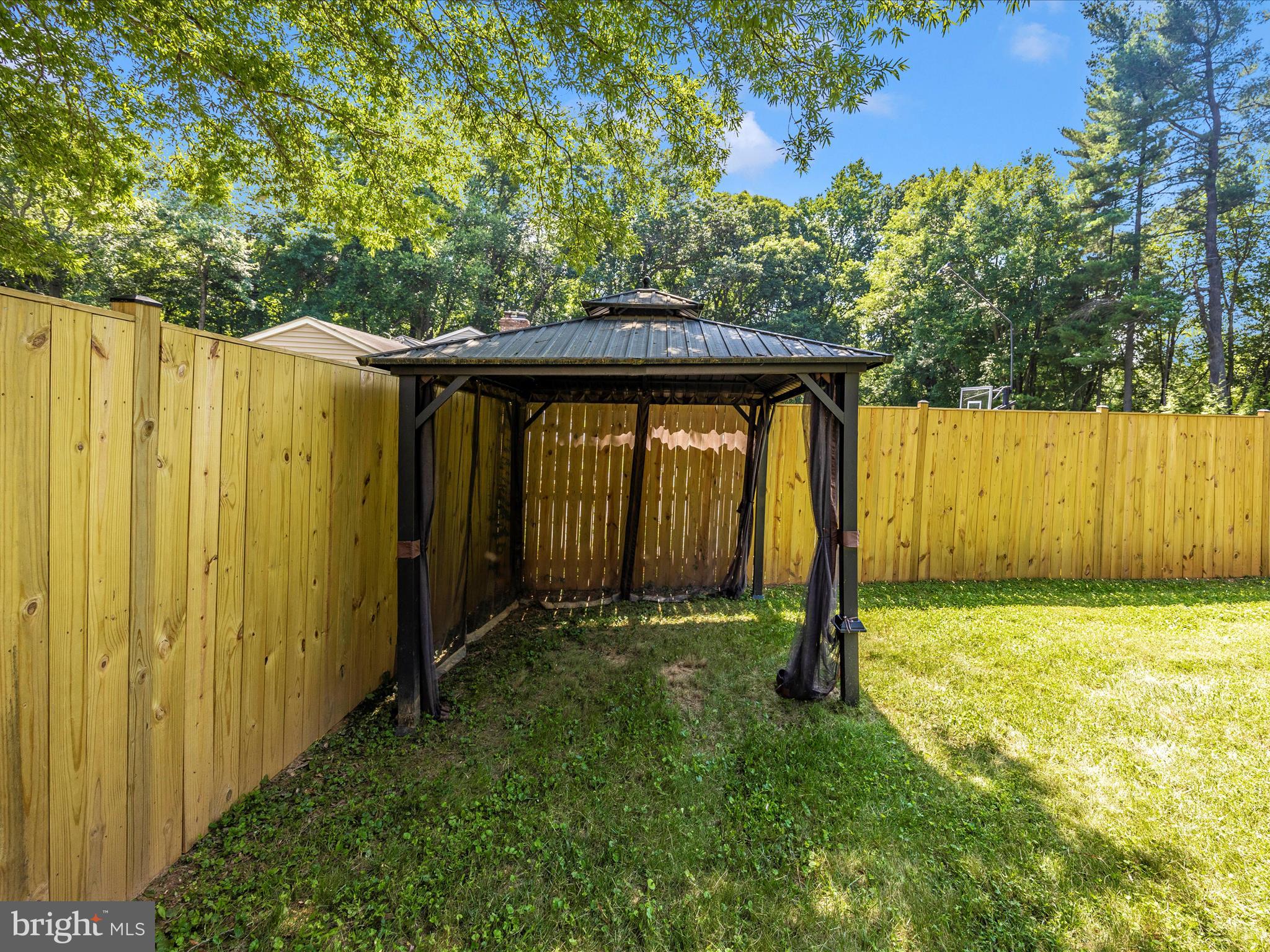 ANCIENT OAK - Residential