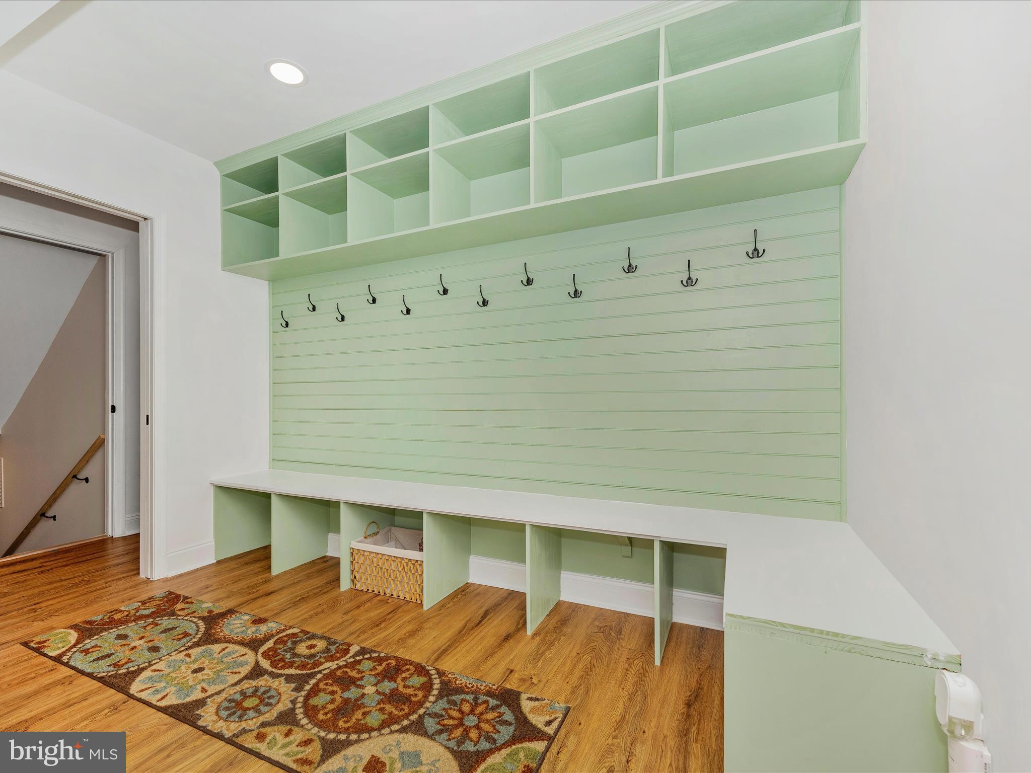 ANCIENT OAK - Residential