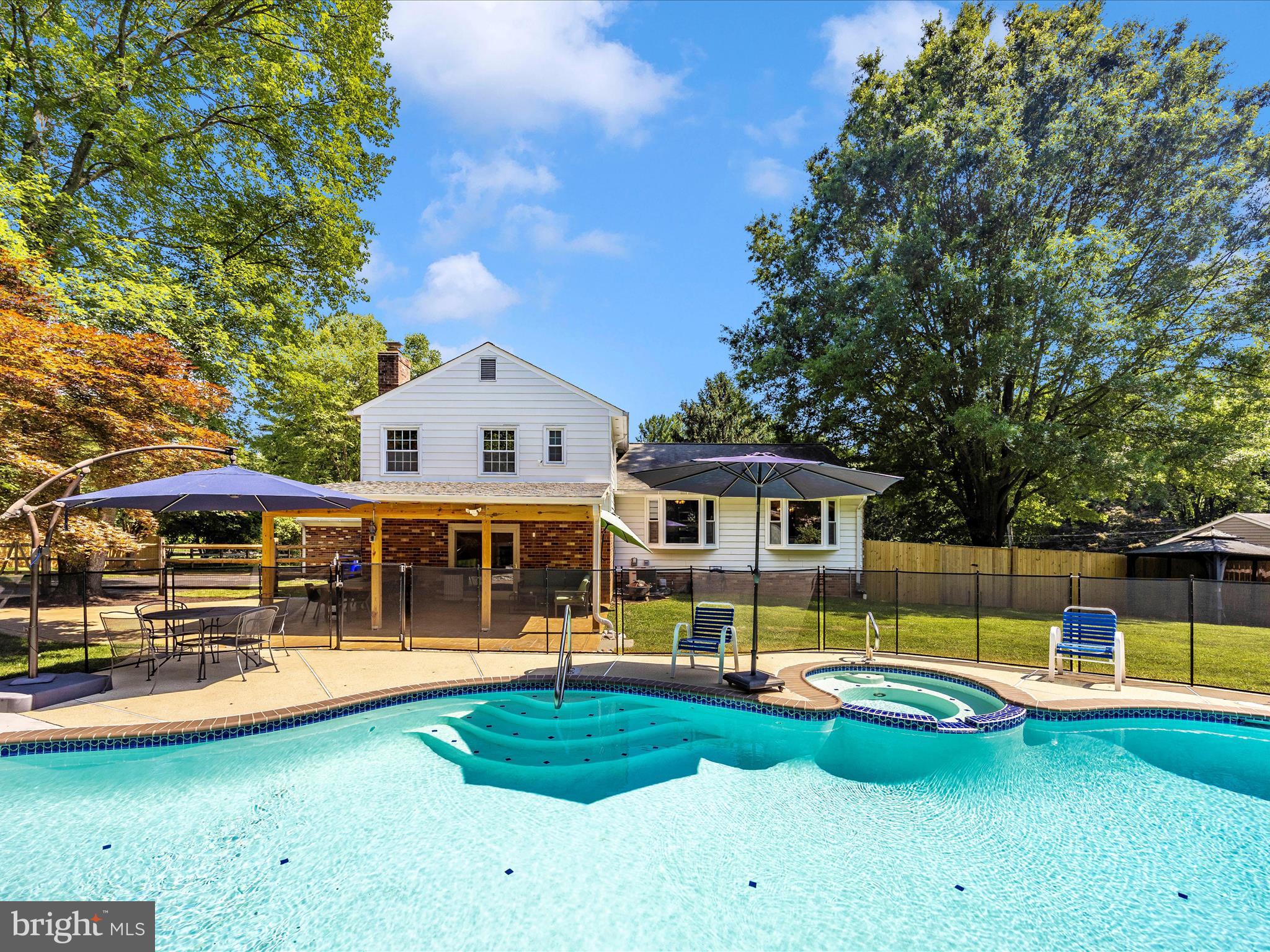 ANCIENT OAK - Residential