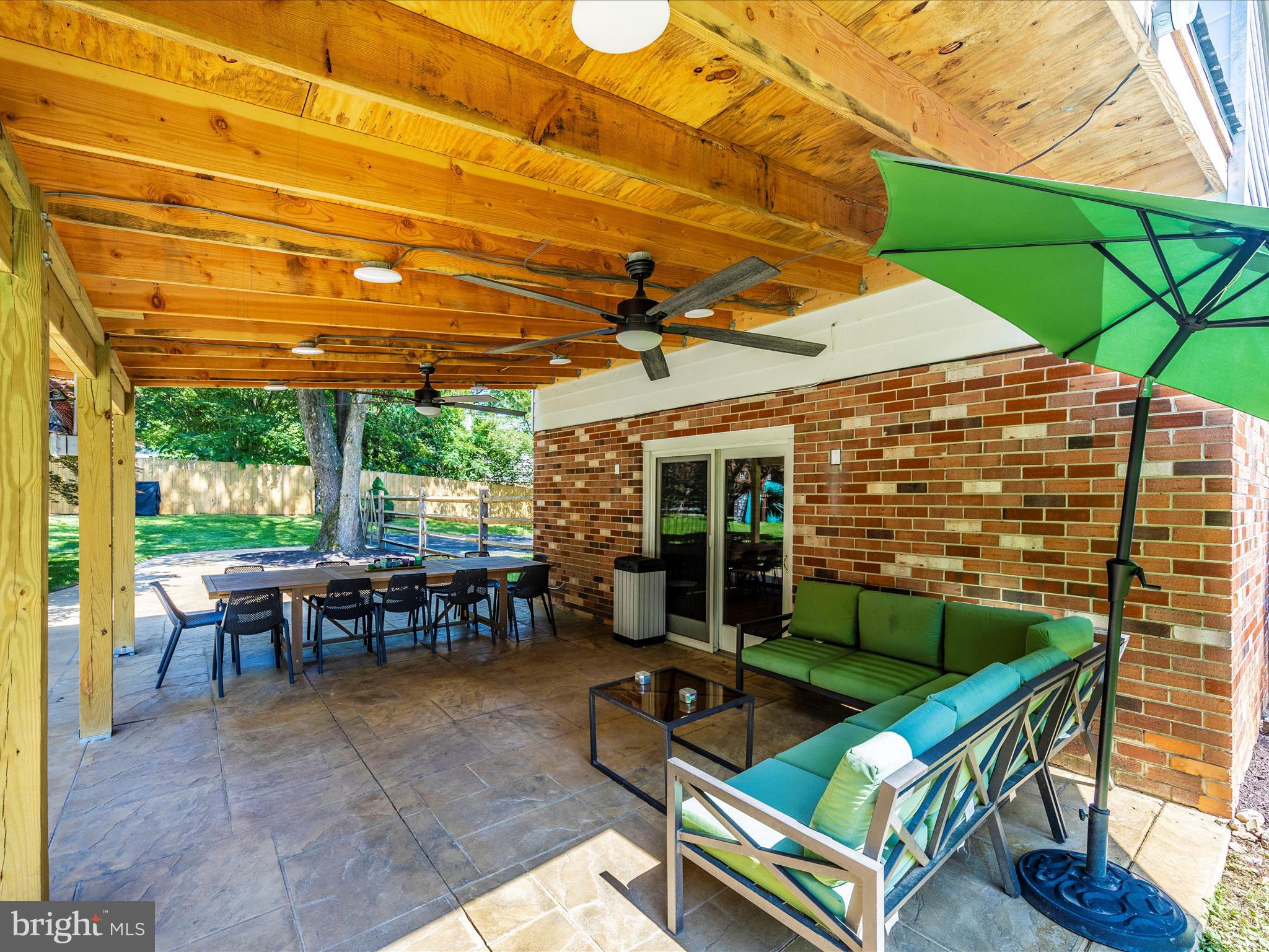 ANCIENT OAK - Residential