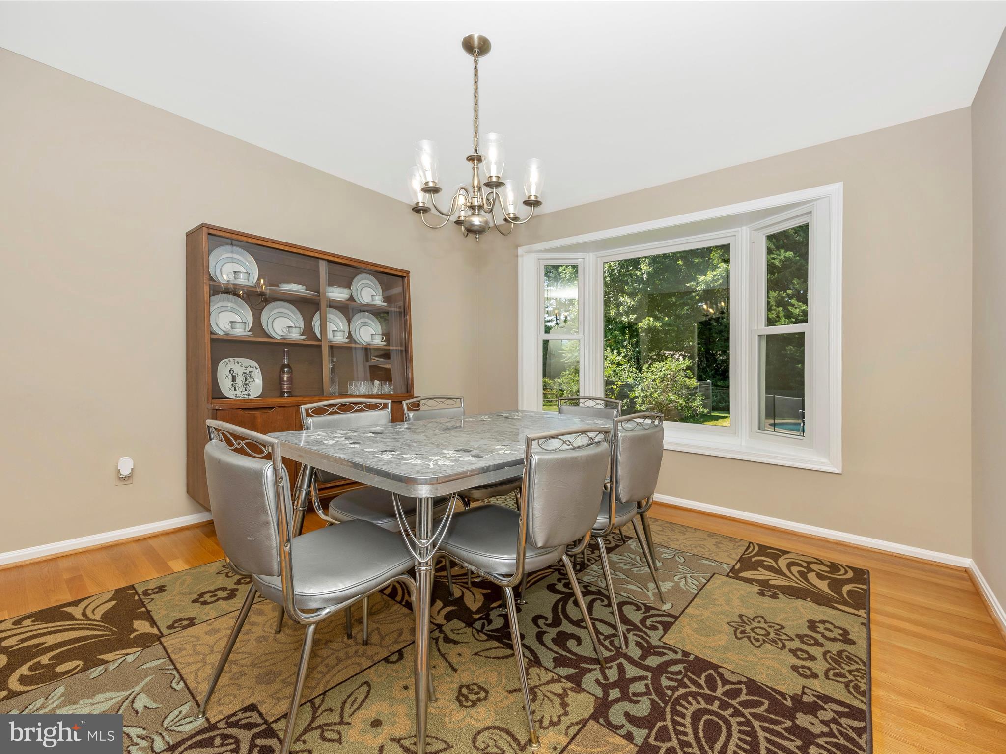 ANCIENT OAK - Residential