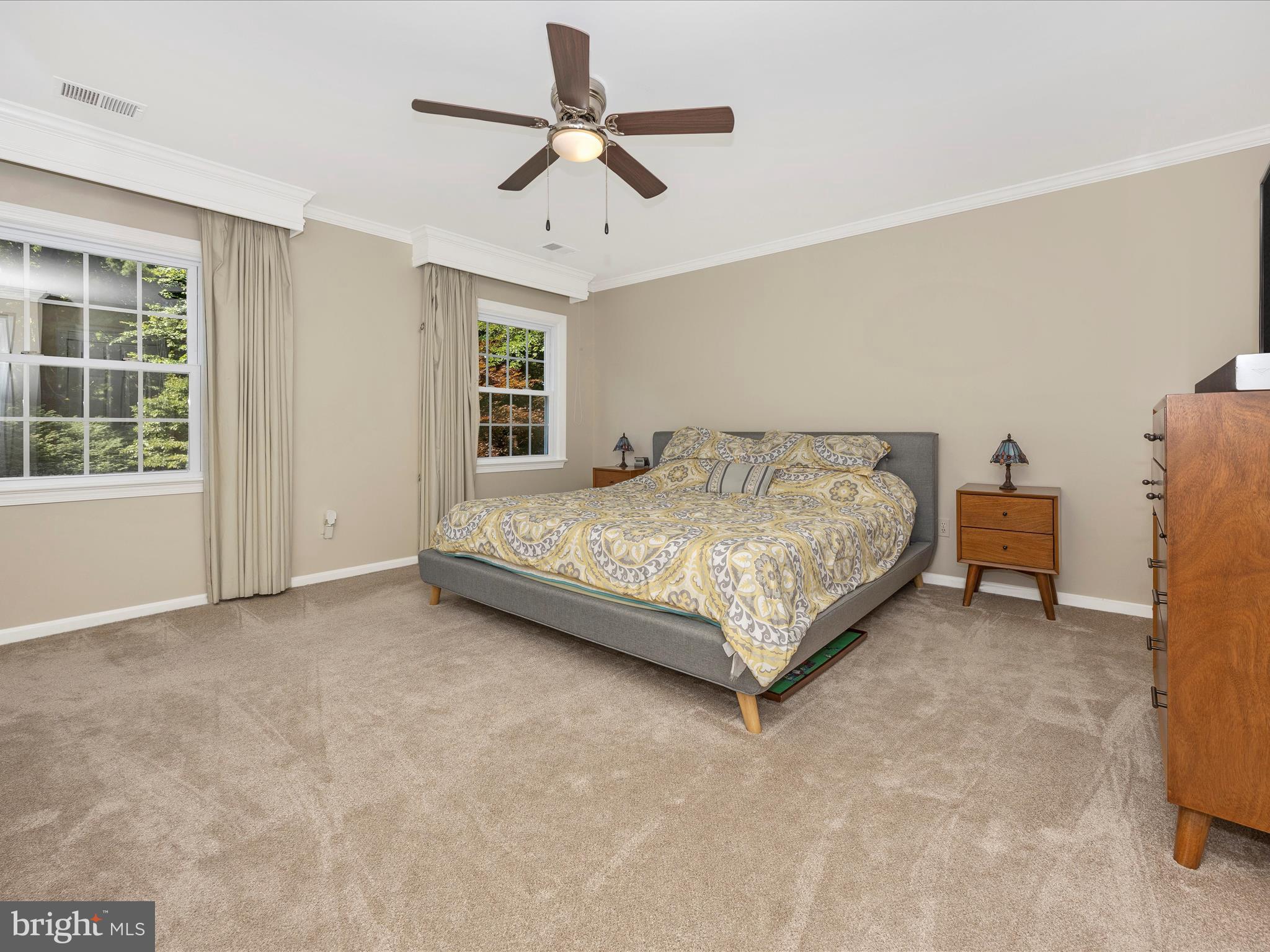 ANCIENT OAK - Residential