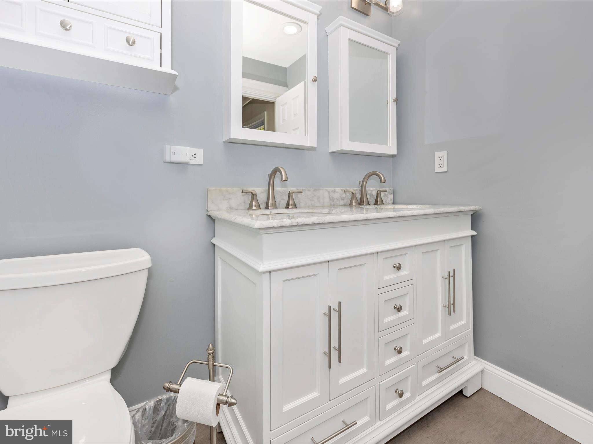 ANCIENT OAK - Residential