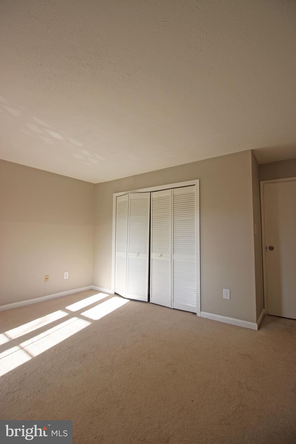 THE OAKTON - Residential Lease