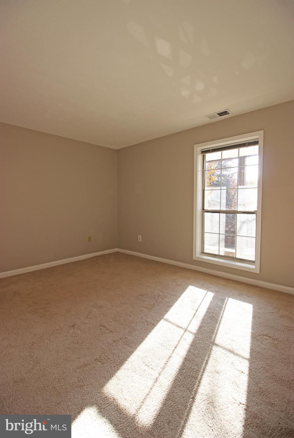 THE OAKTON - Residential Lease