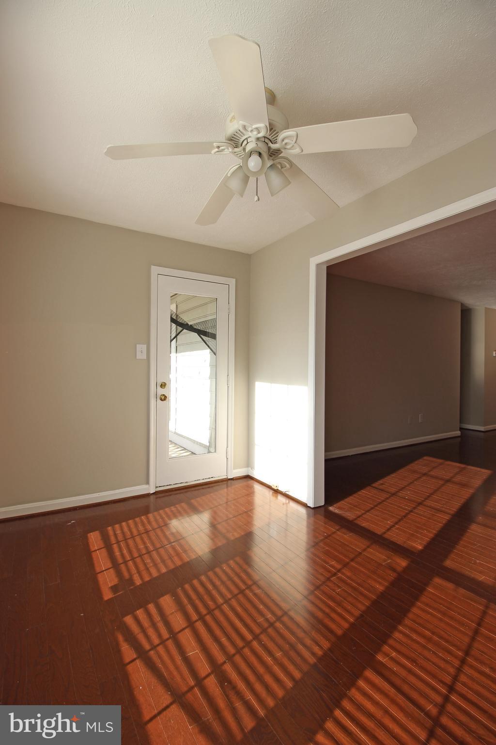 THE OAKTON - Residential Lease