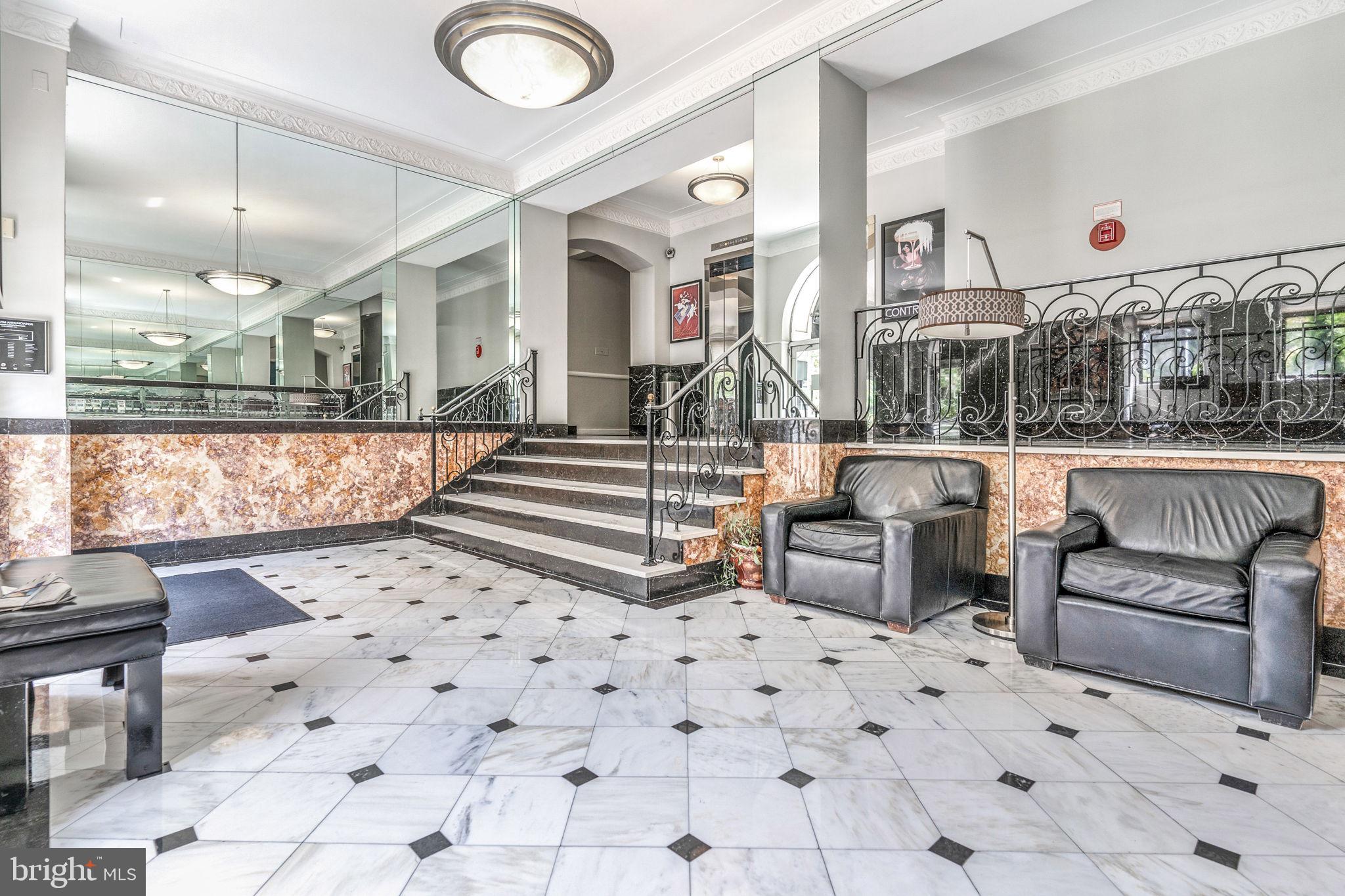 2515 K STREET NW 302