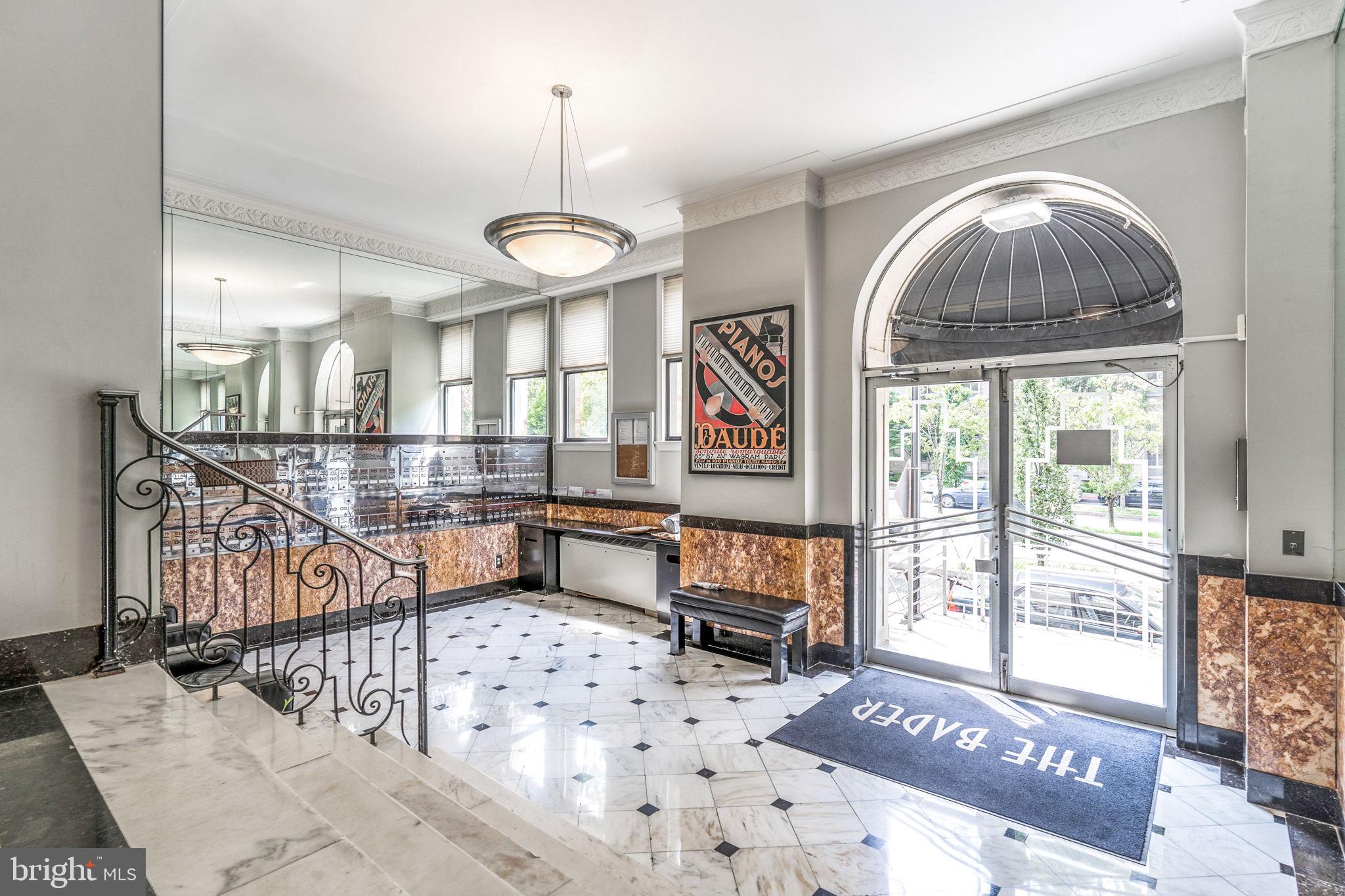2515 K STREET NW 302