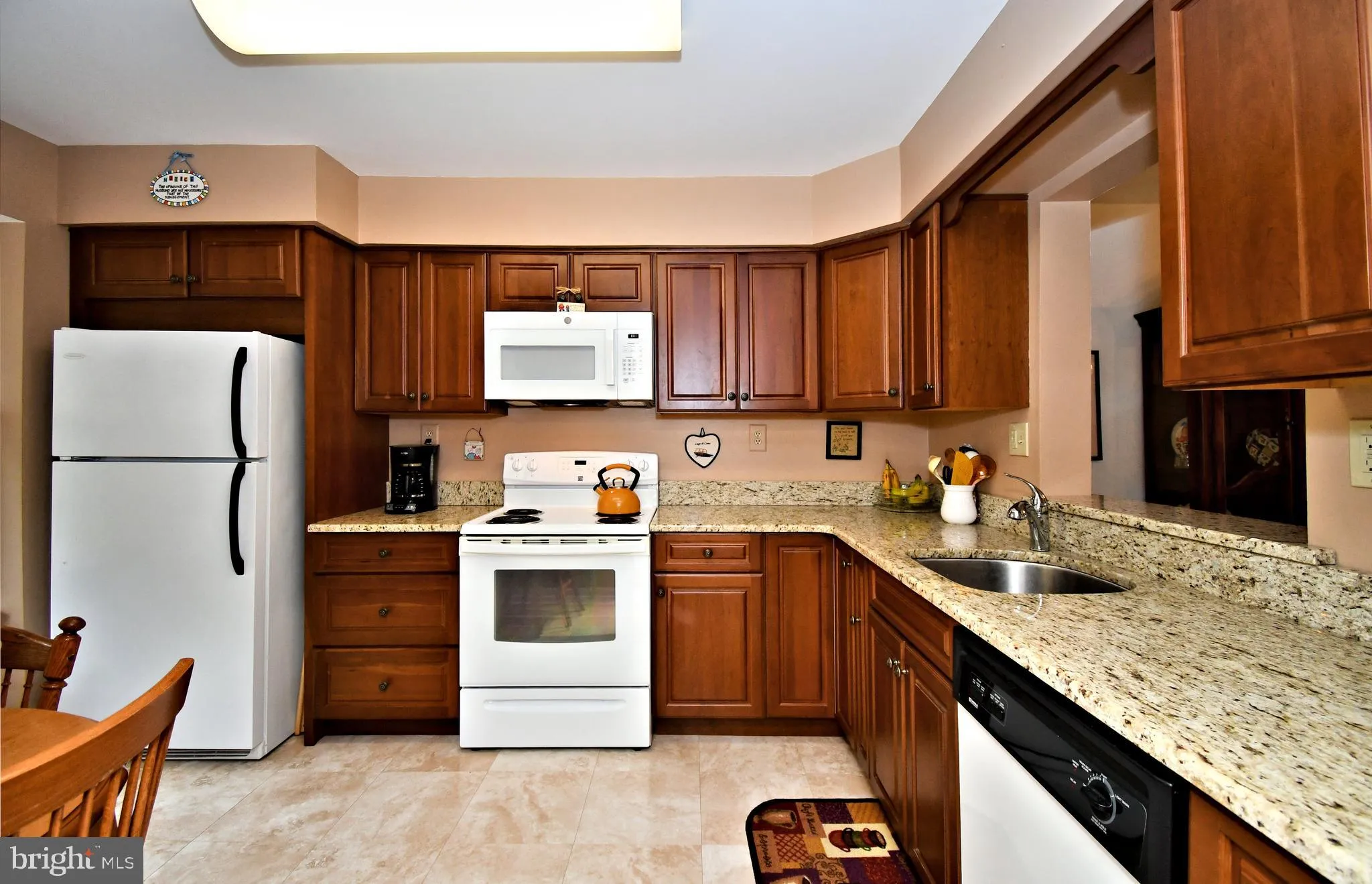 Southampton, Pennsylvania 18966, United States, 3 Bedrooms Bedrooms, ,2 BathroomsBathrooms,Residential,Pending,131427