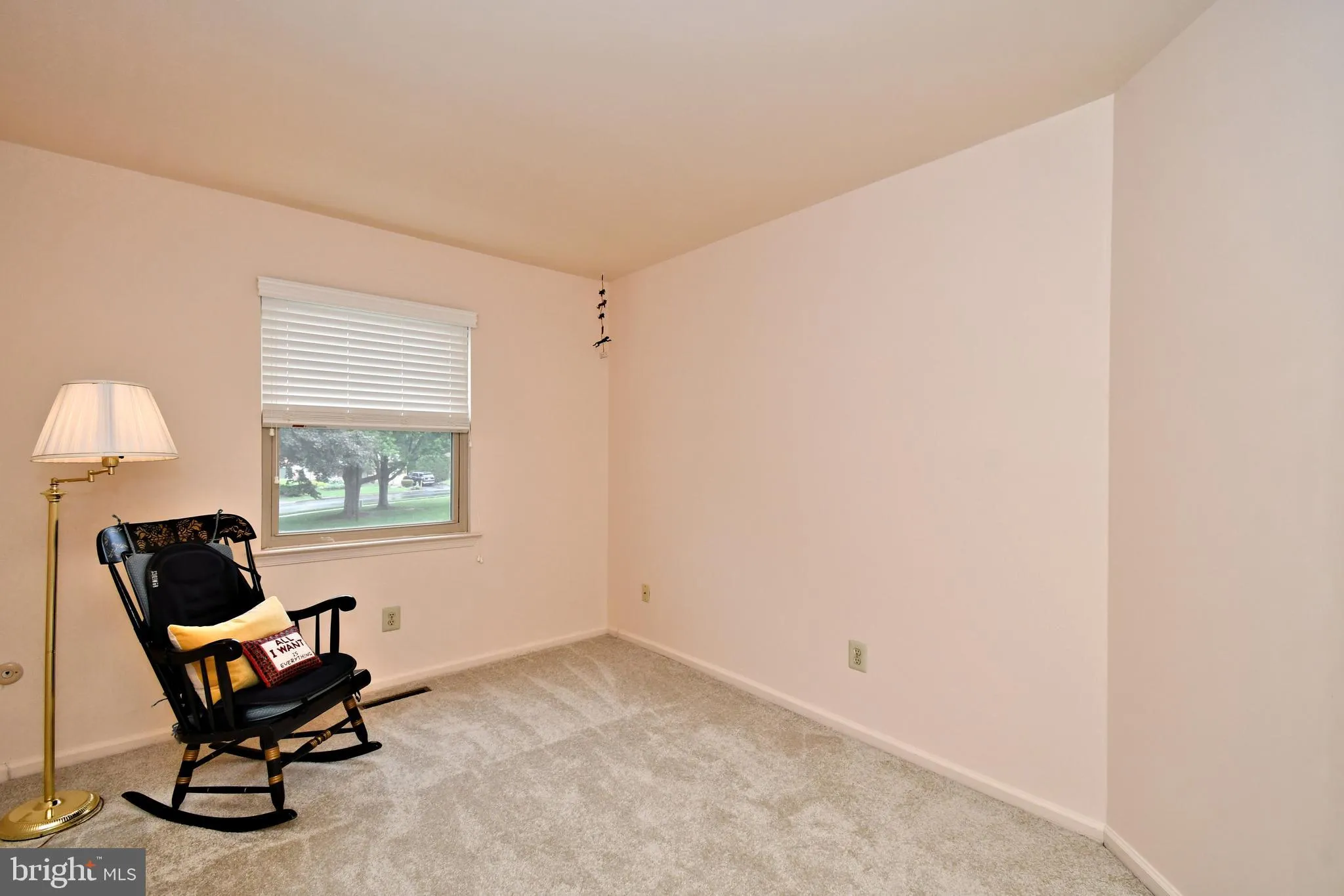 Southampton, Pennsylvania 18966, United States, 3 Bedrooms Bedrooms, ,2 BathroomsBathrooms,Residential,Pending,131427