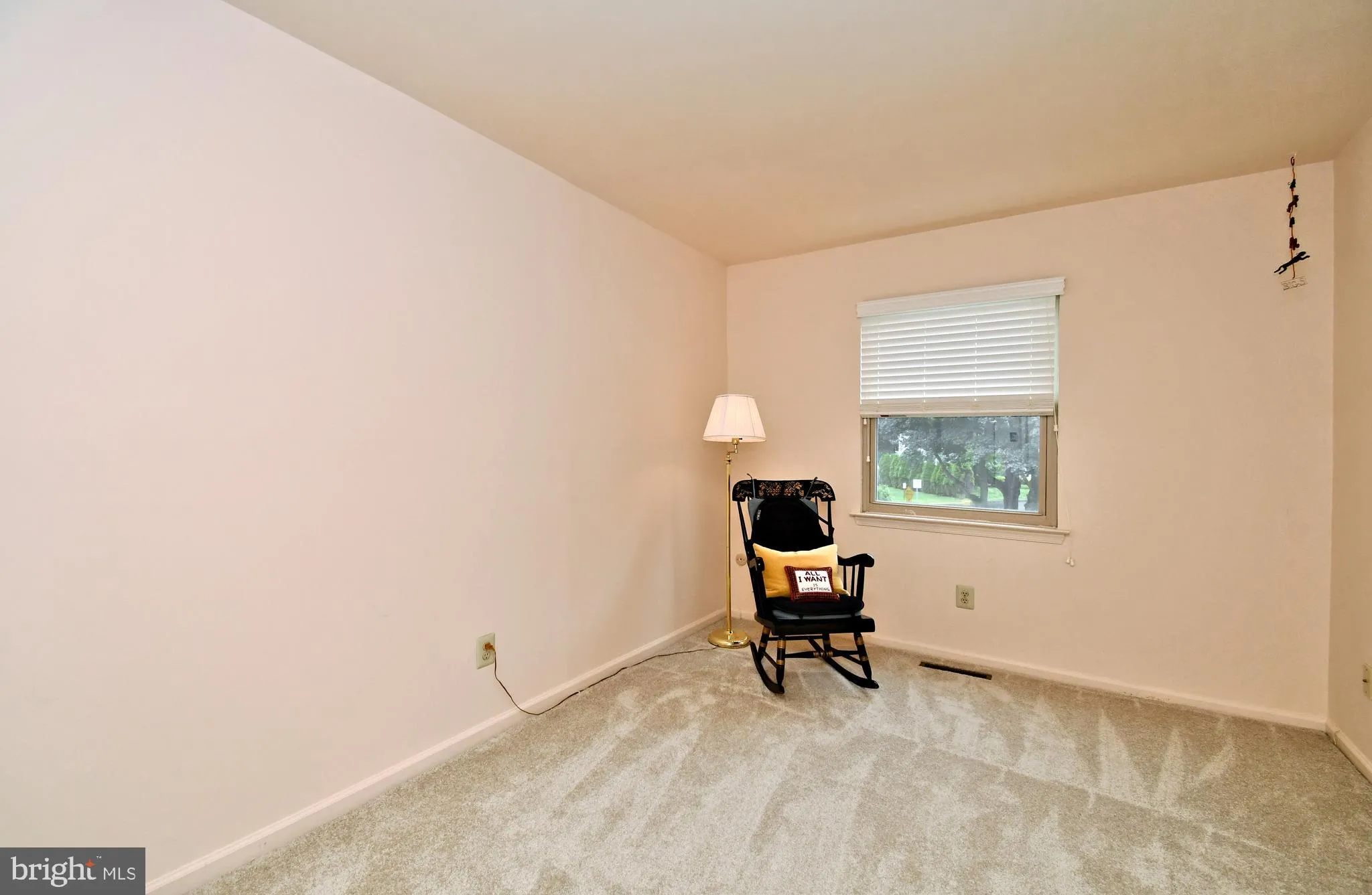 Southampton, Pennsylvania 18966, United States, 3 Bedrooms Bedrooms, ,2 BathroomsBathrooms,Residential,Pending,131427