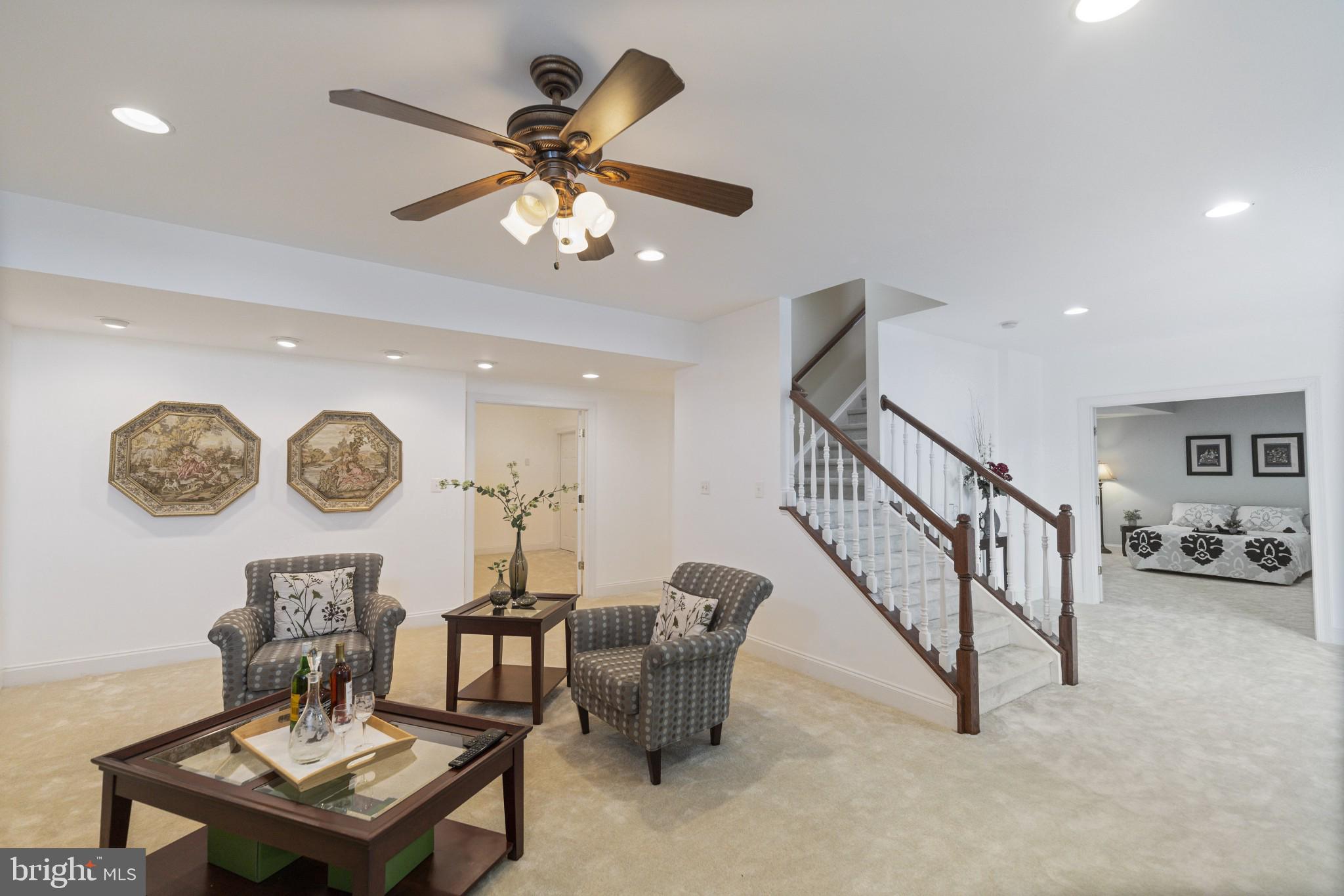 PORT POTOMAC - Residential