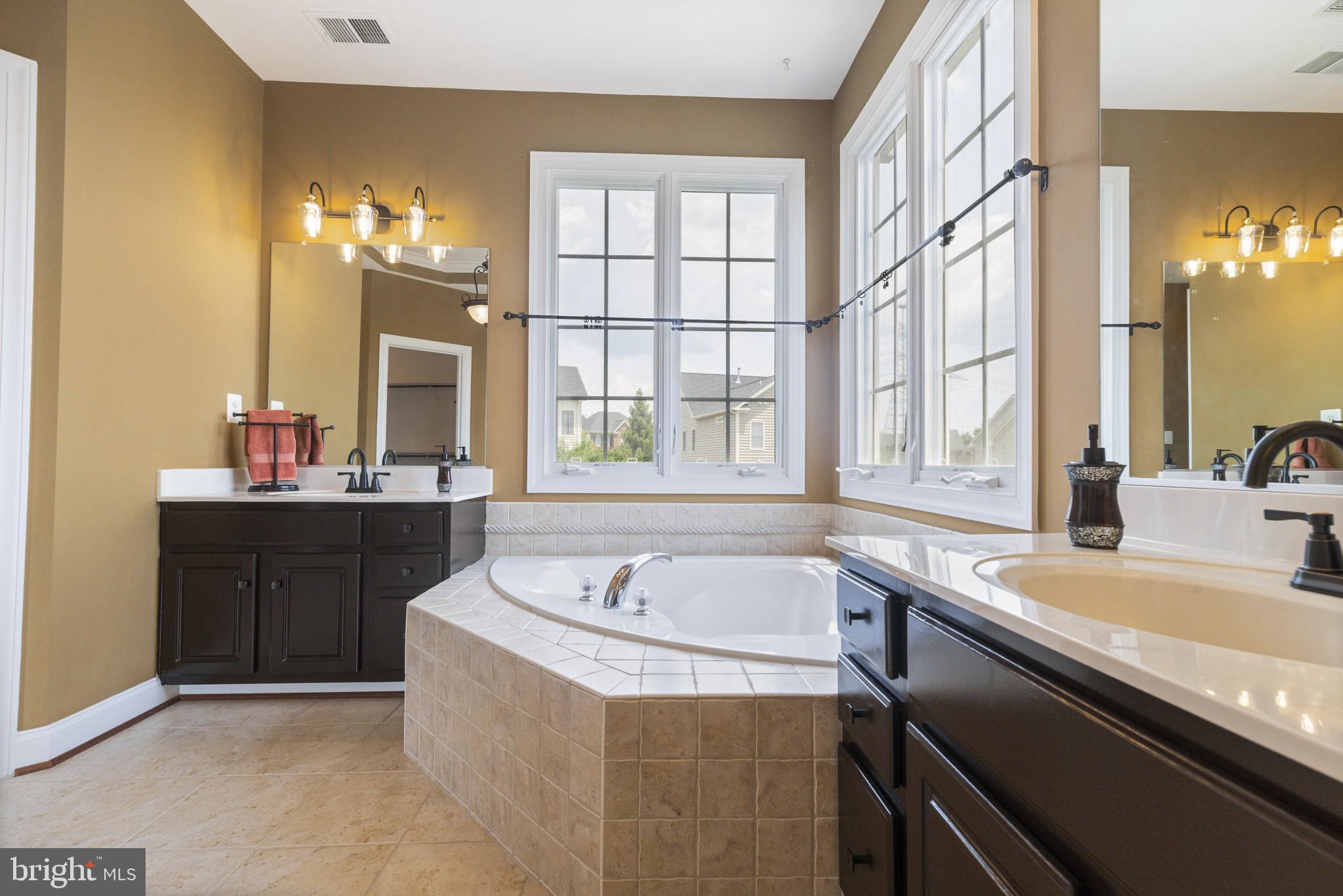 PORT POTOMAC - Residential