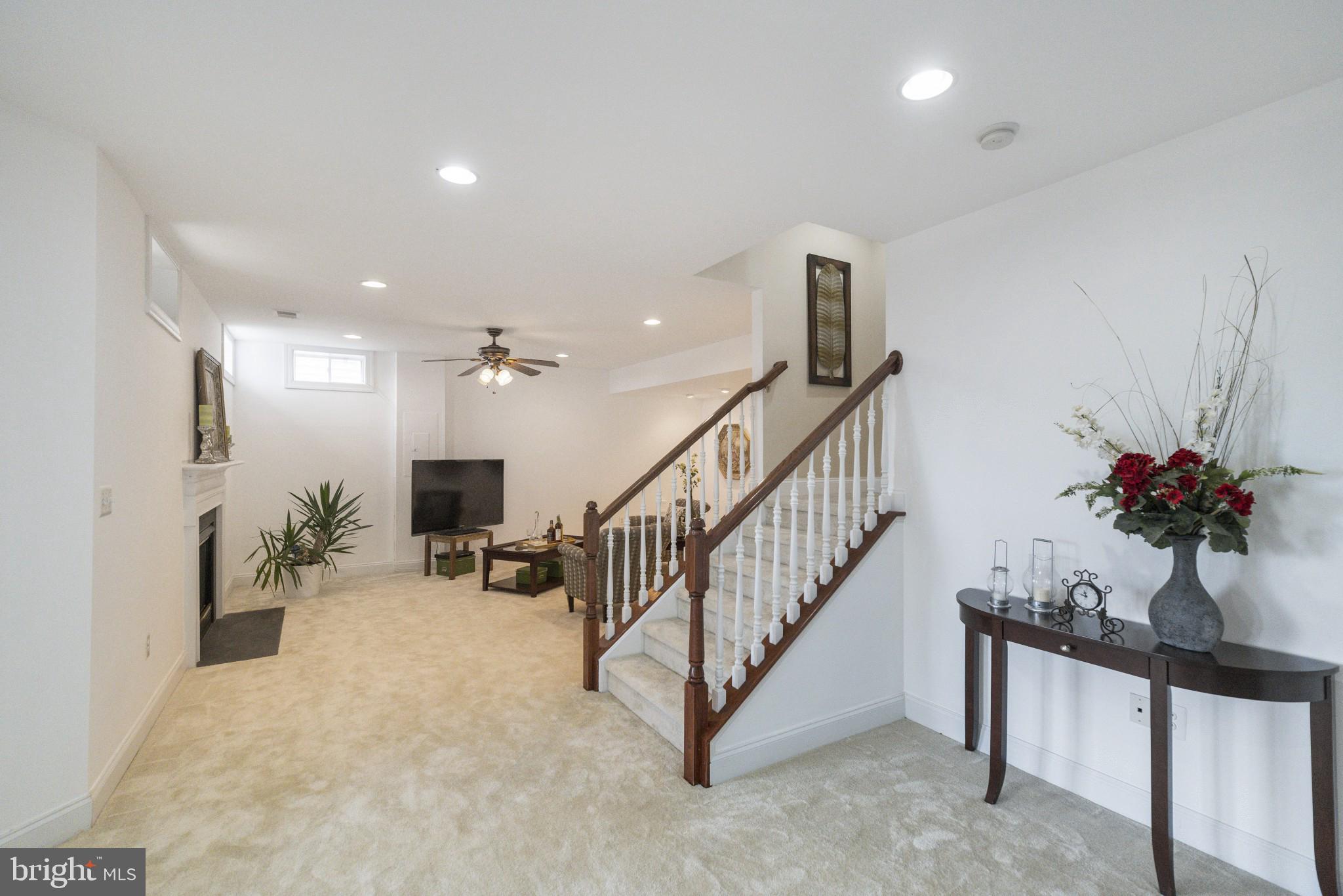 PORT POTOMAC - Residential