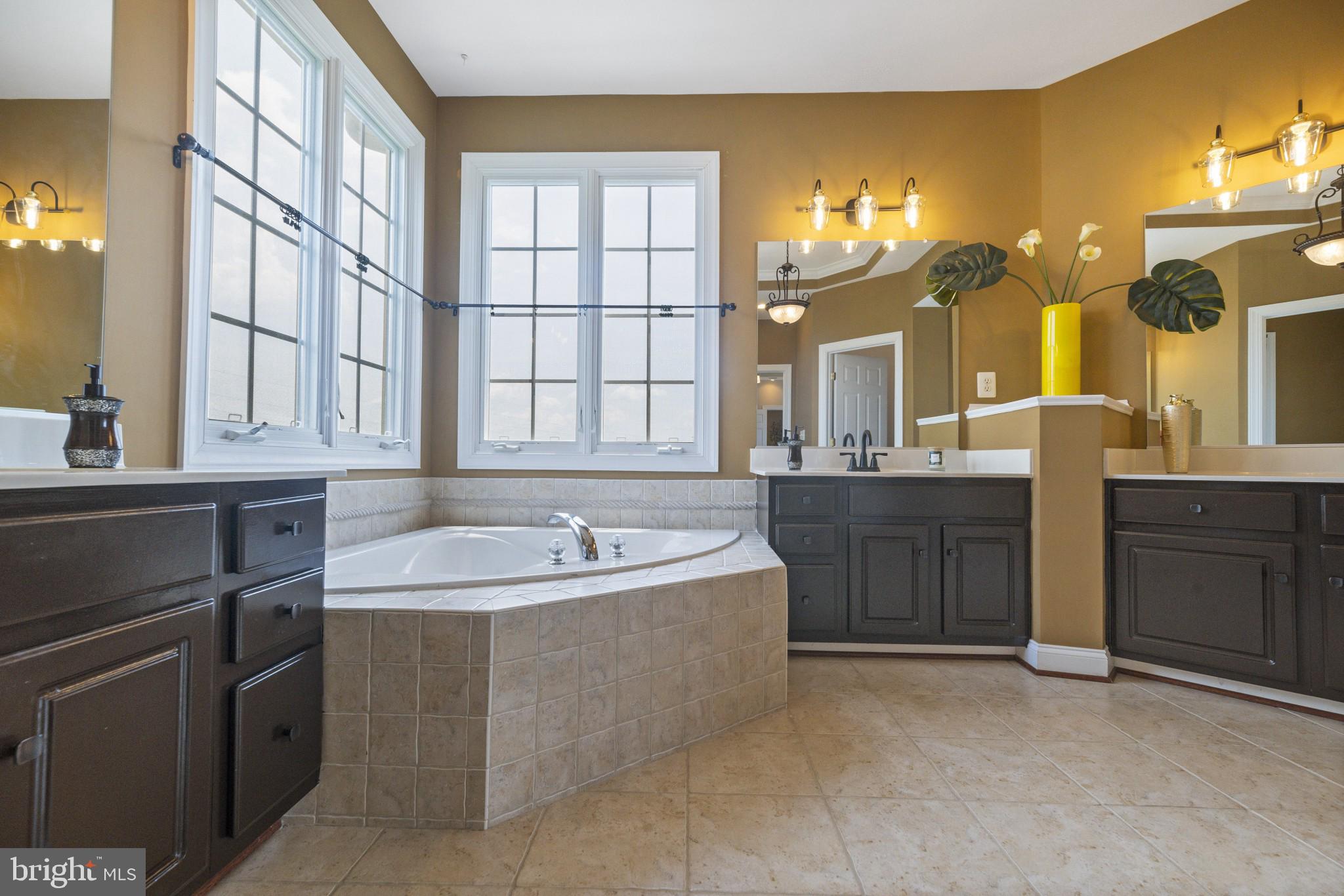 PORT POTOMAC - Residential