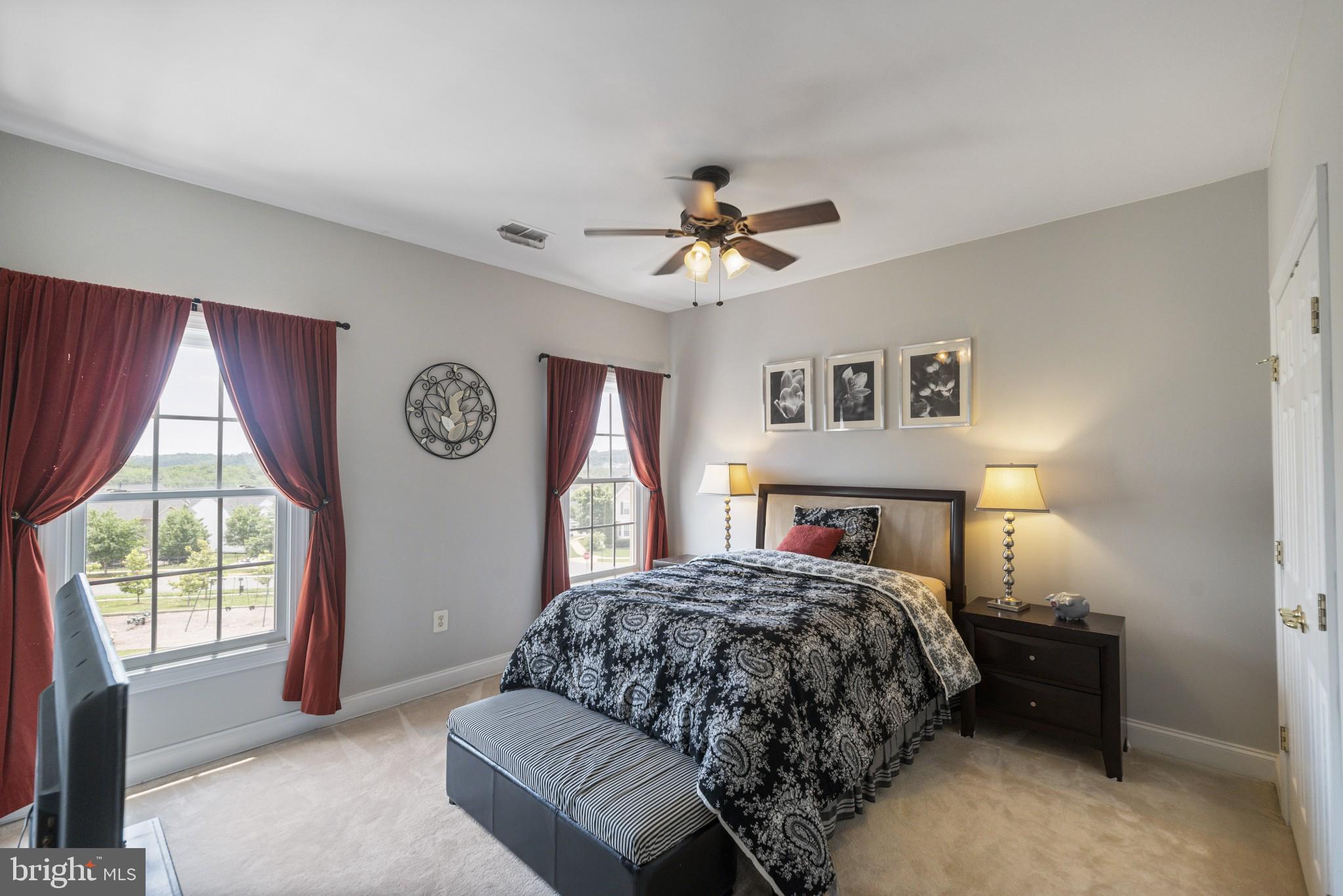 PORT POTOMAC - Residential