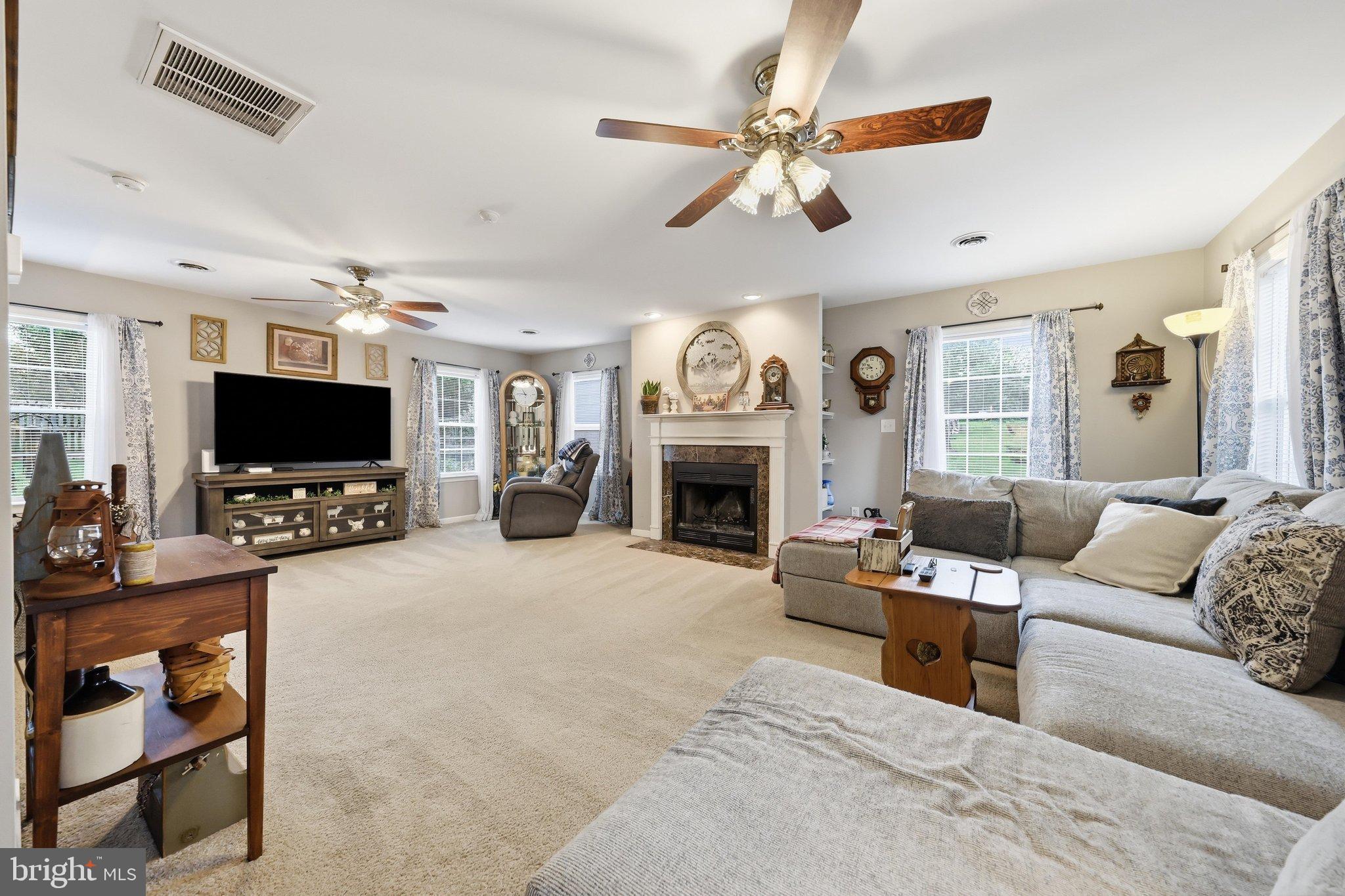 2 SWEET BRIAR LANE