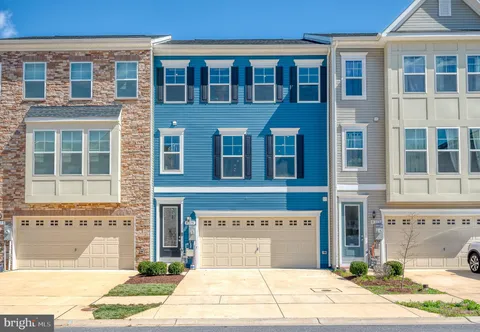 8375 Amber Beacon Circle, Millersville, MD MLS: MDAA2111554