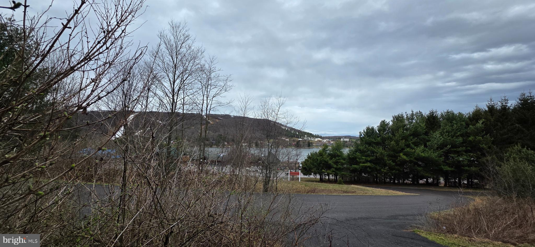 TIMBER RIDGE ROAD 10