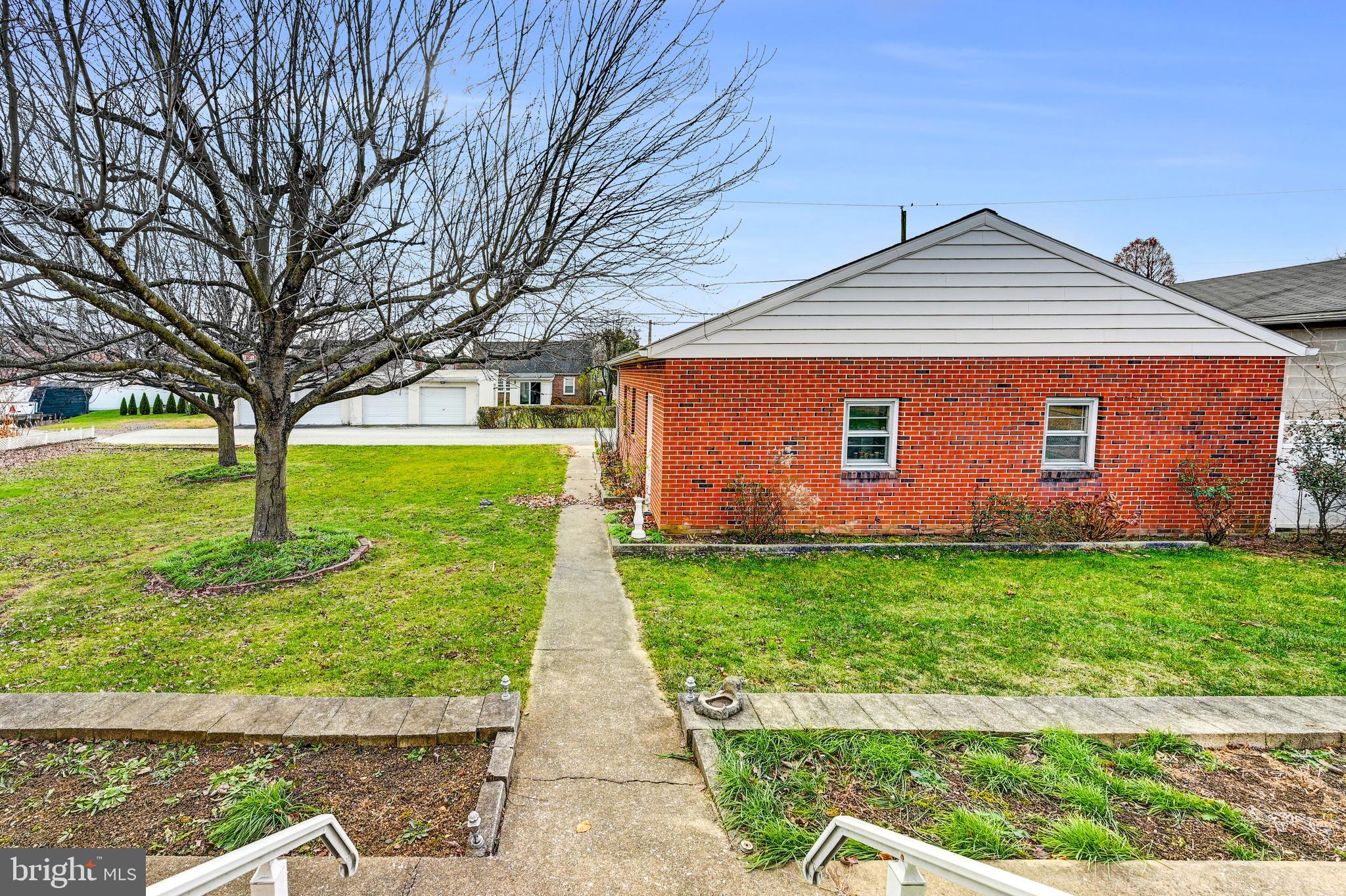 WEST YORK - Residential