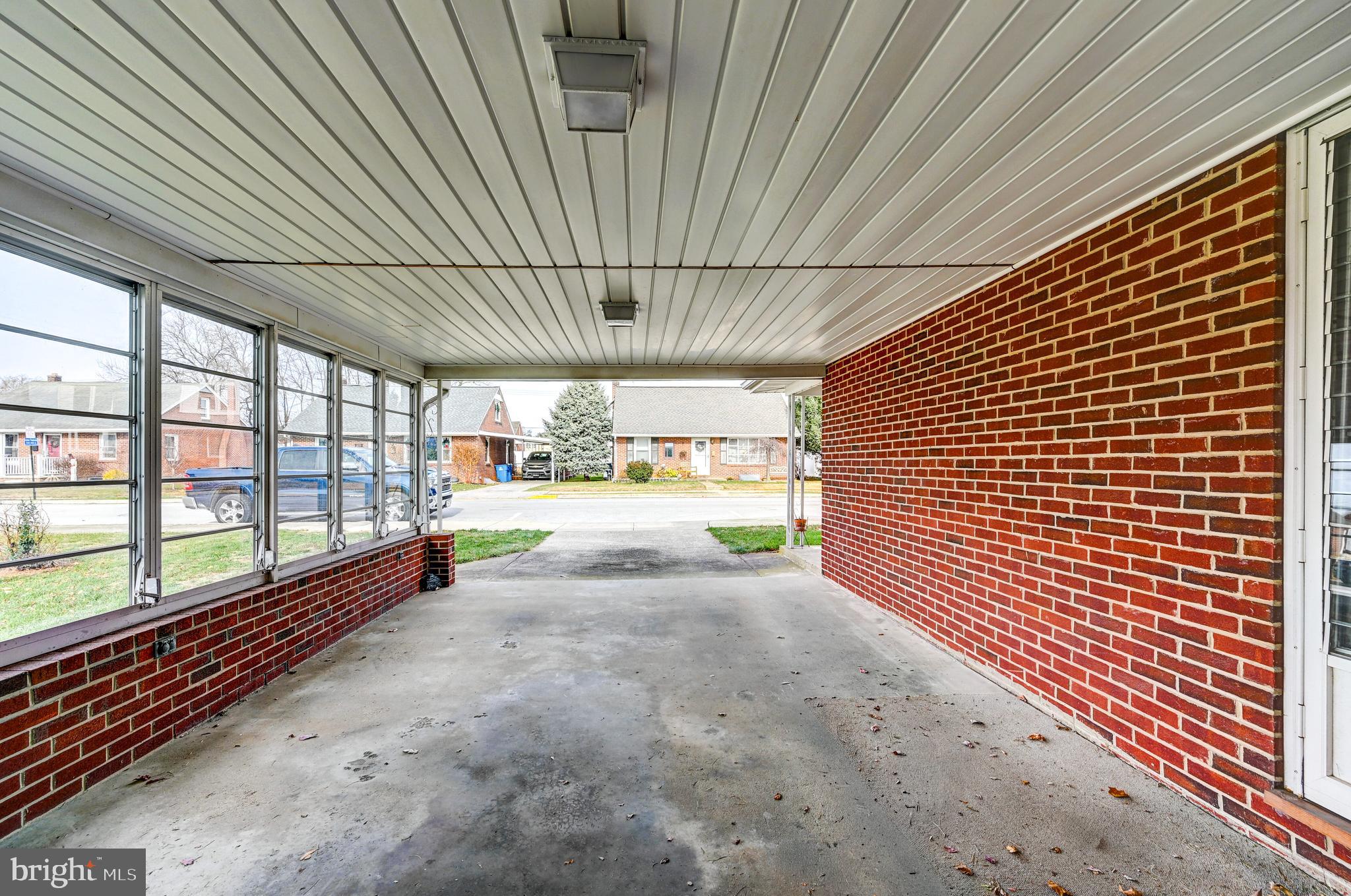 WEST YORK - Residential