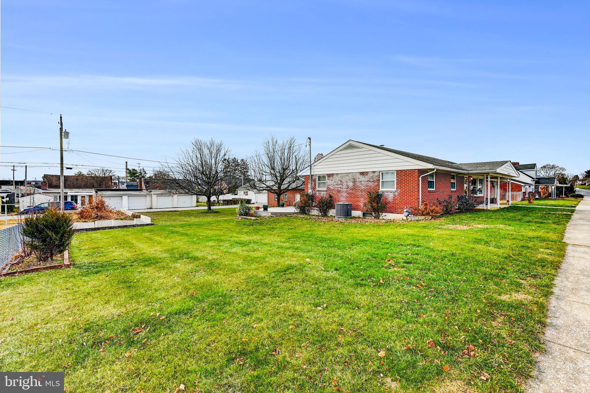 WEST YORK - Residential