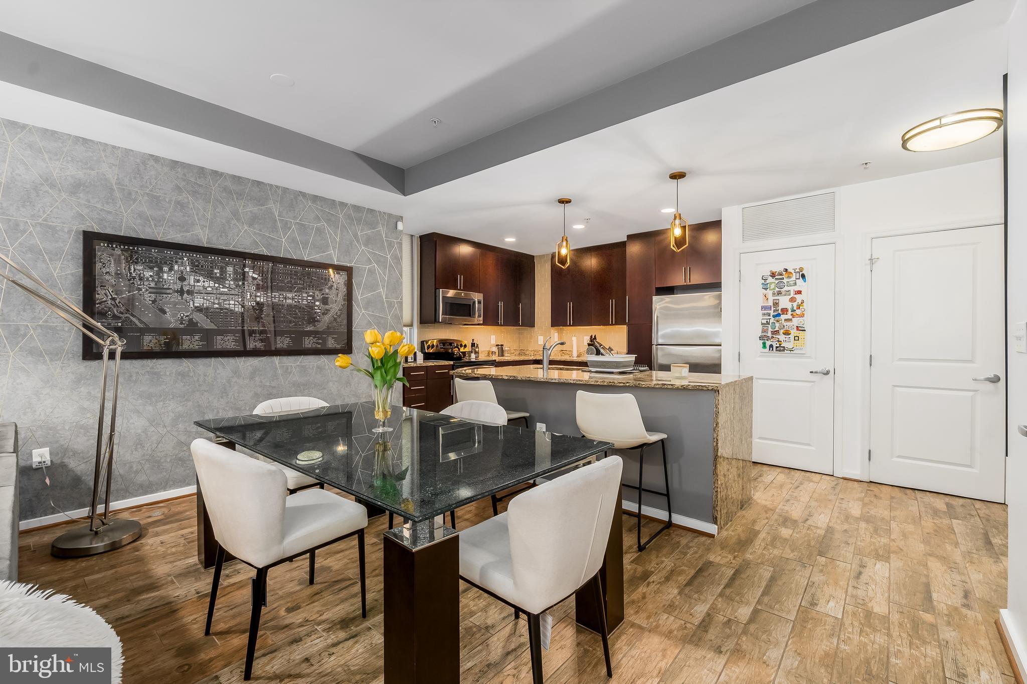 HYATTSVILLE TOWN CENTER - Residential Lease