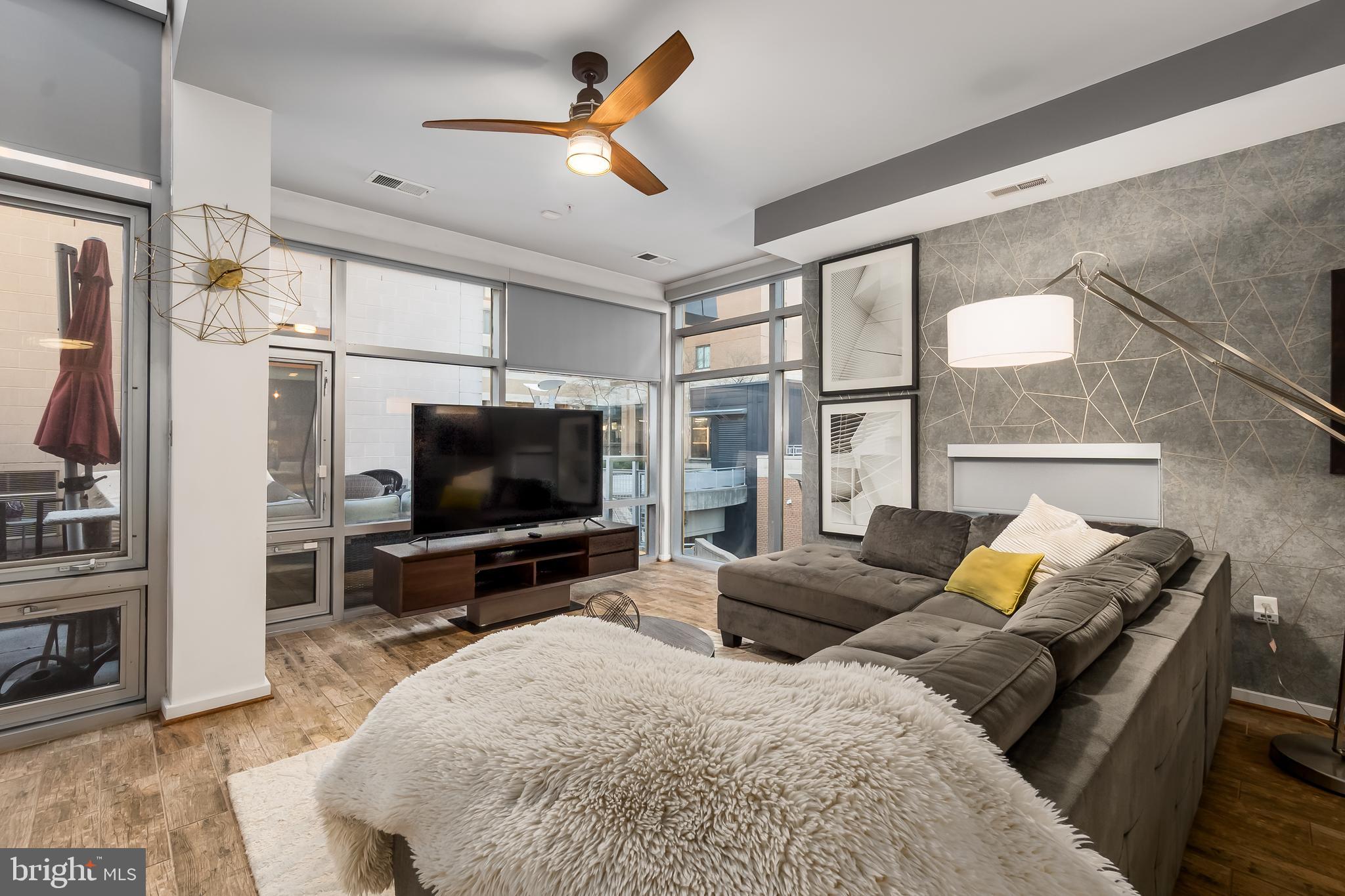 HYATTSVILLE TOWN CENTER - Residential Lease