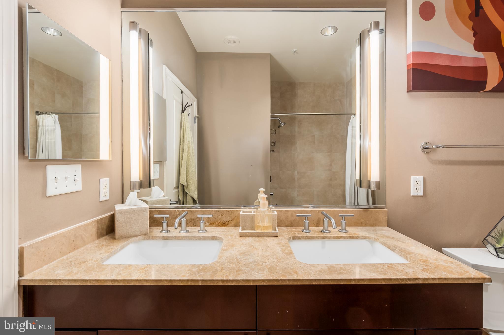 HYATTSVILLE TOWN CENTER - Residential Lease