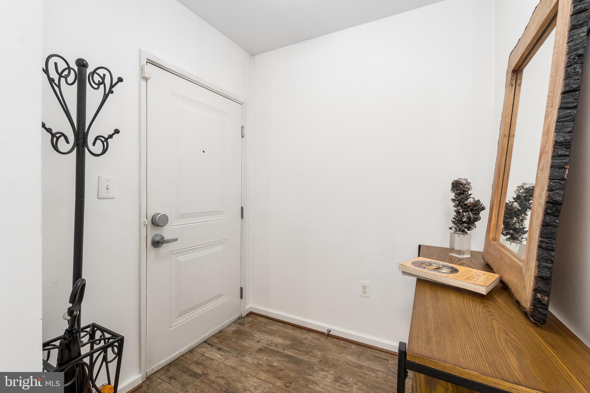 HYATTSVILLE TOWN CENTER - Residential Lease