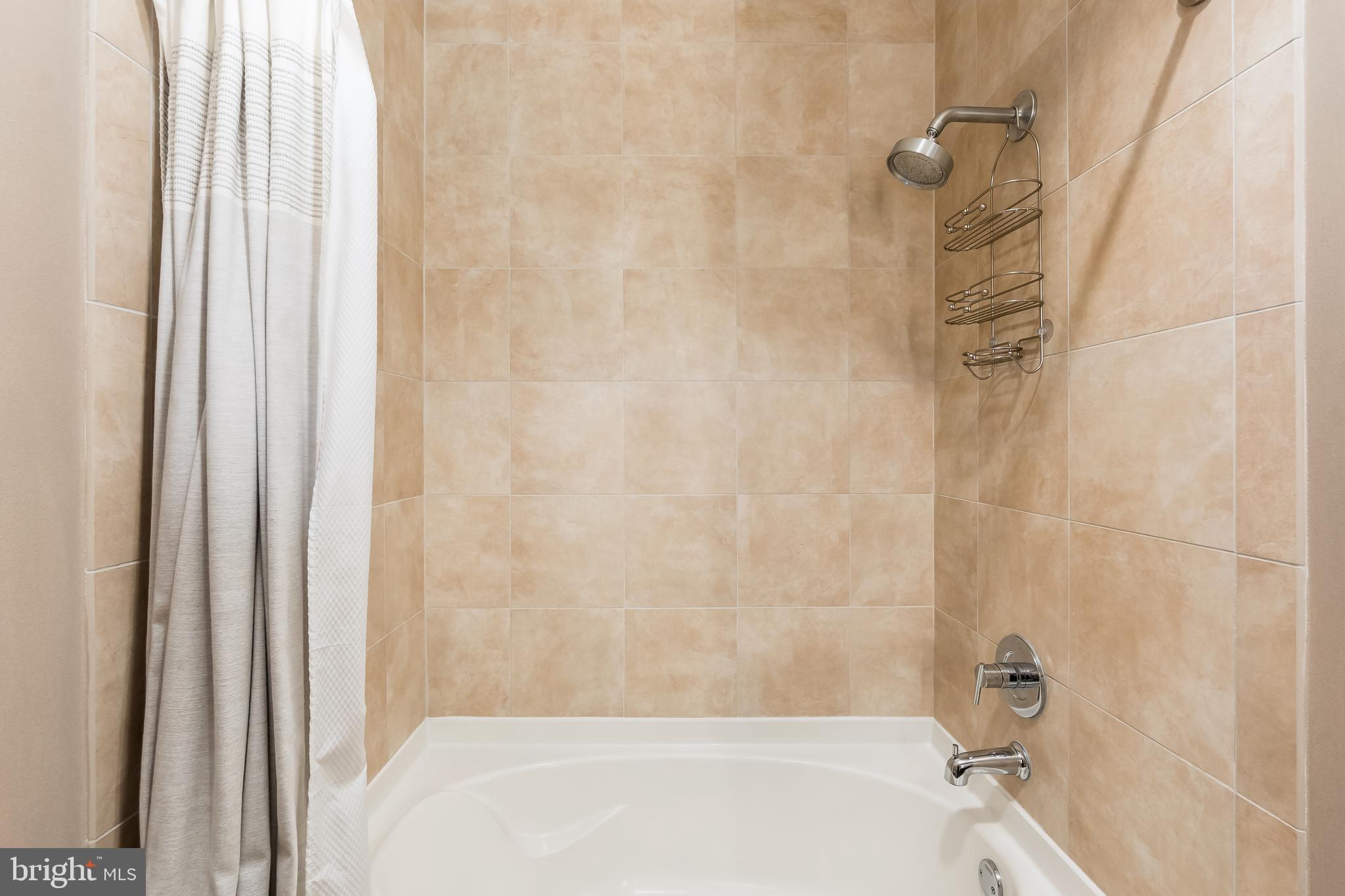 HYATTSVILLE TOWN CENTER - Residential Lease