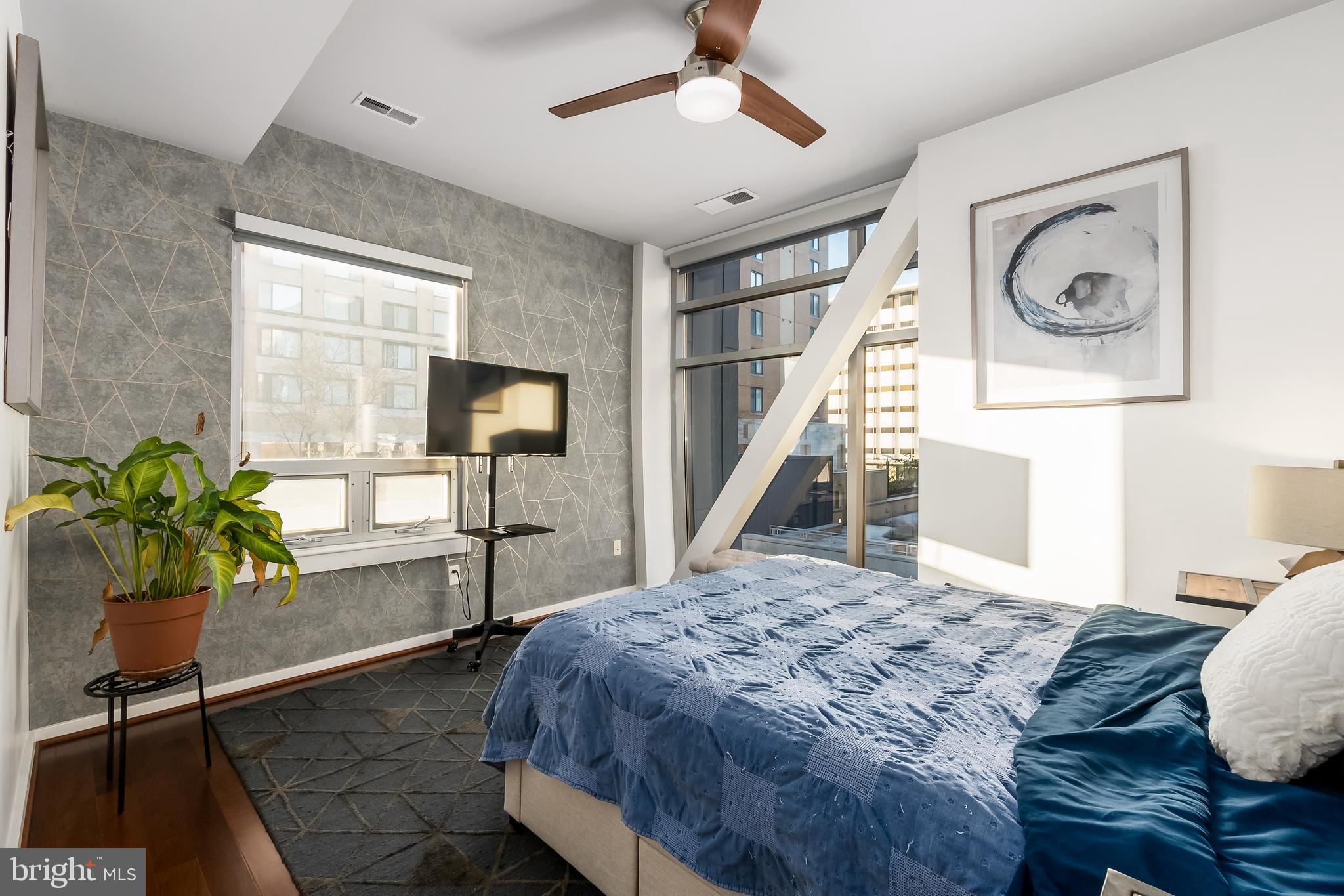 HYATTSVILLE TOWN CENTER - Residential Lease