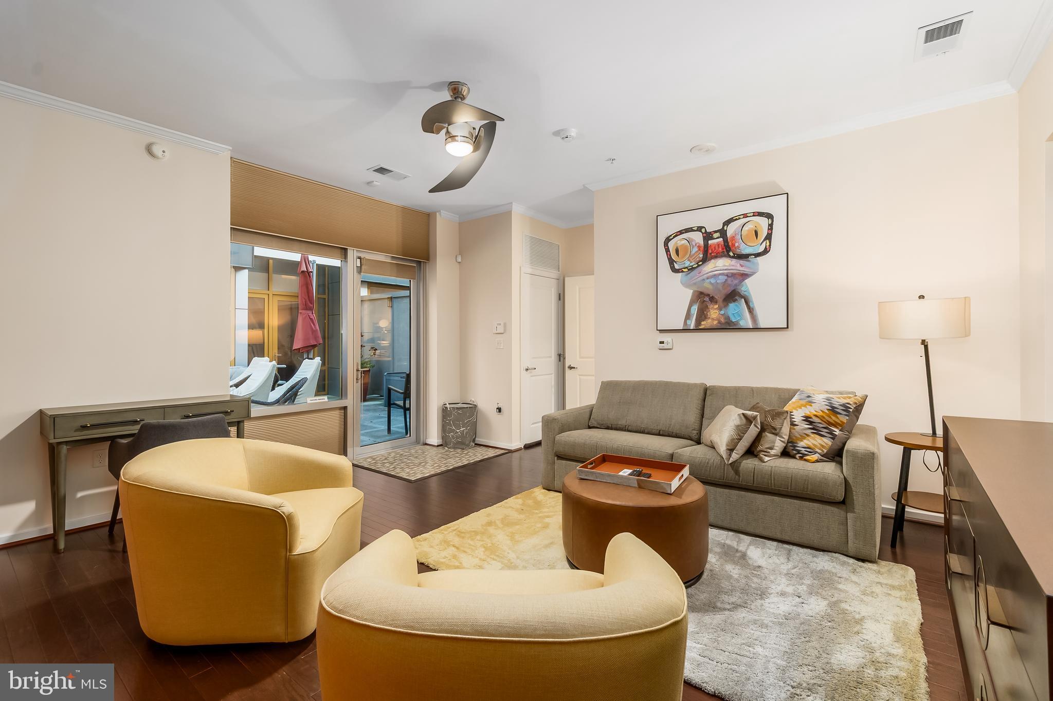 HYATTSVILLE TOWN CENTER - Residential Lease