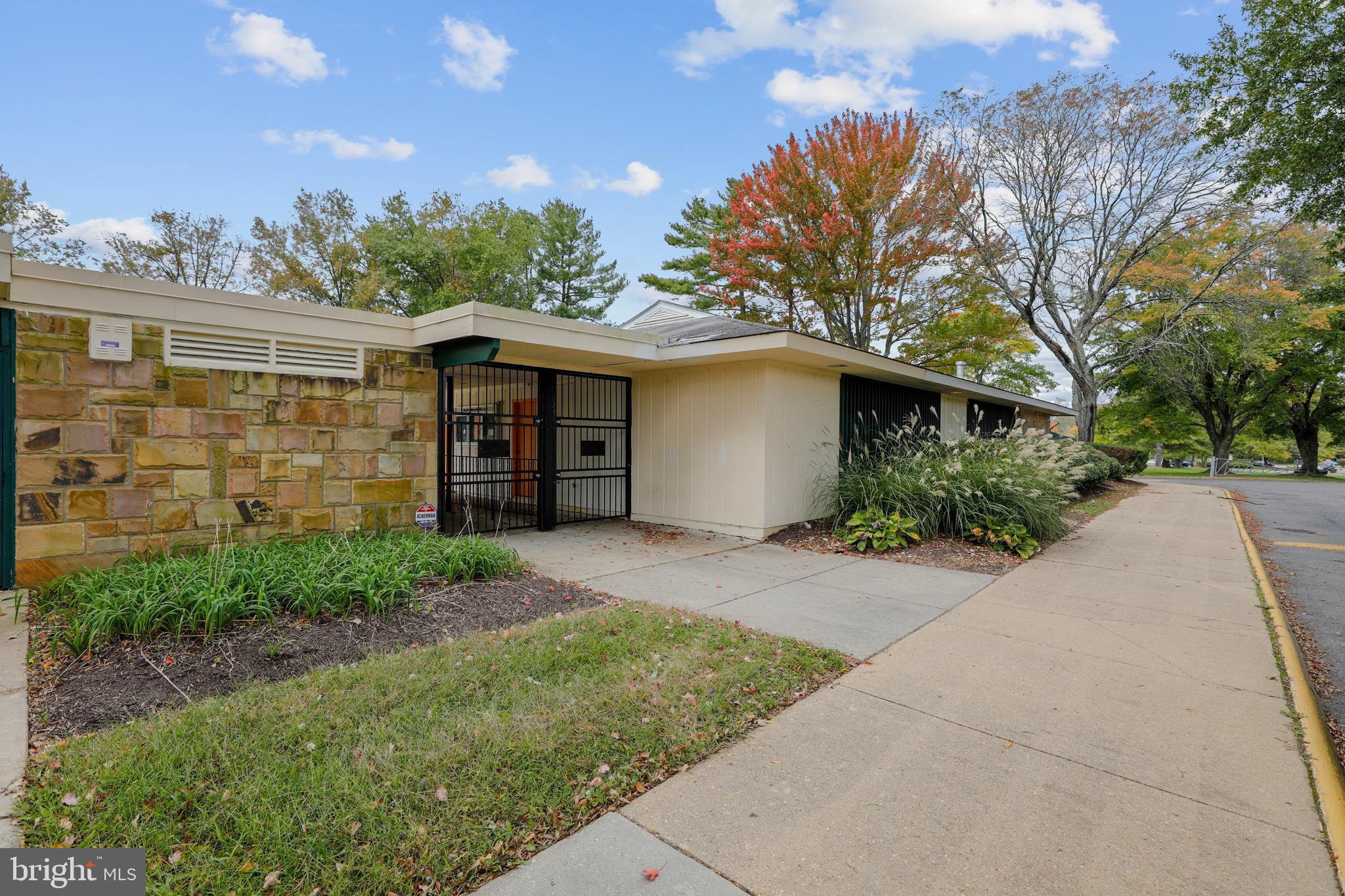 BUCKINGHAM AT BELAIR - Residential