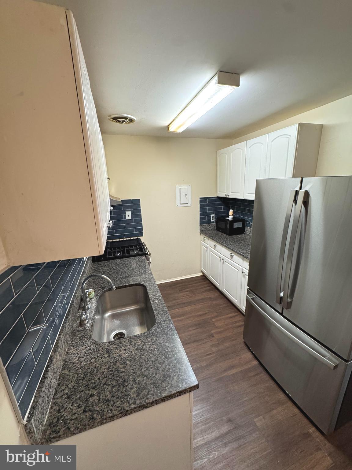 WALNUT GROVE - Residential Lease