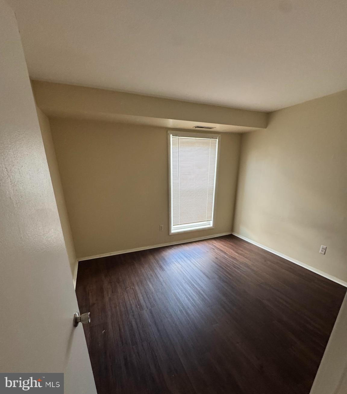 WALNUT GROVE - Residential Lease